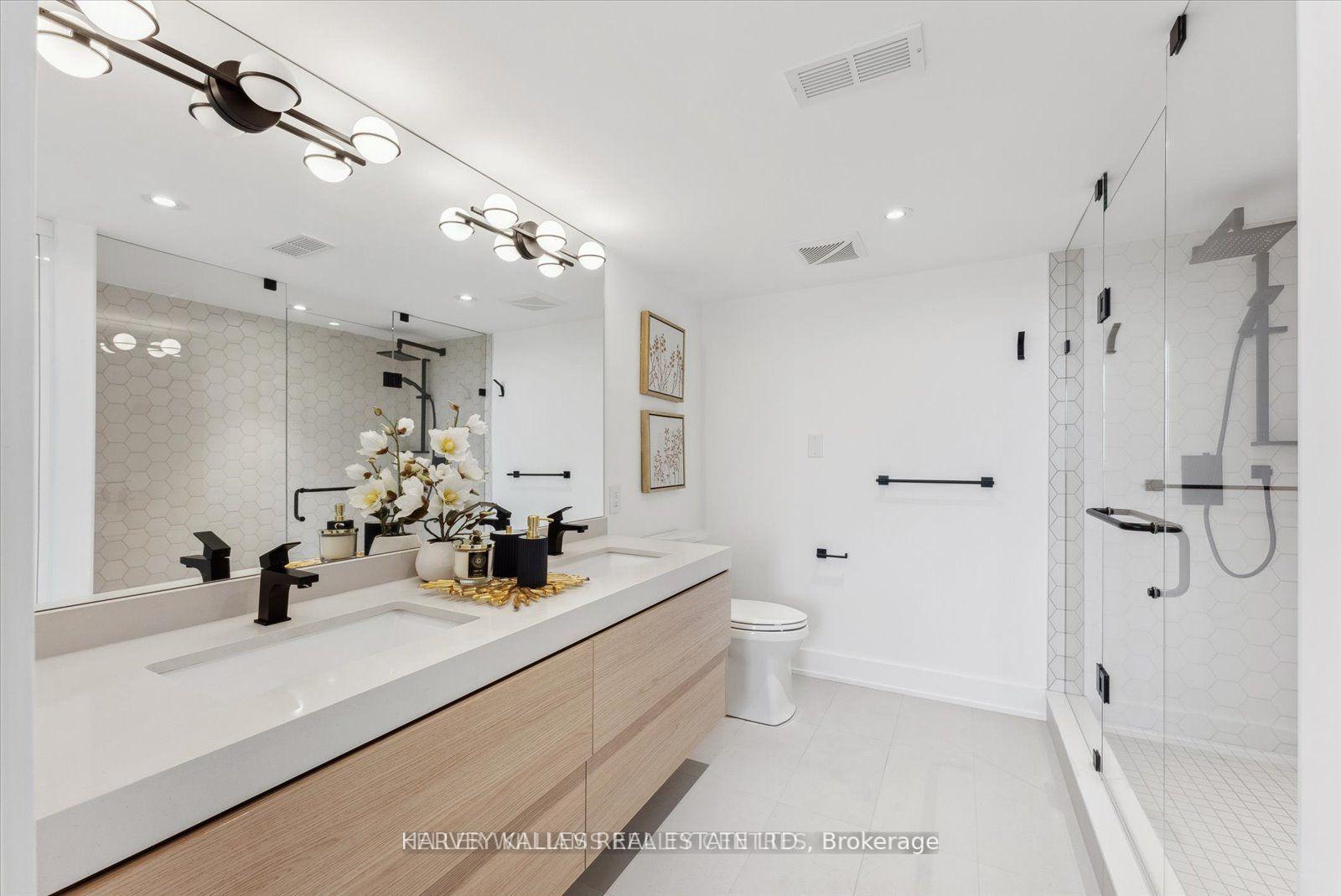 409 Bloor Street W PH03, Toronto Unit: PH03