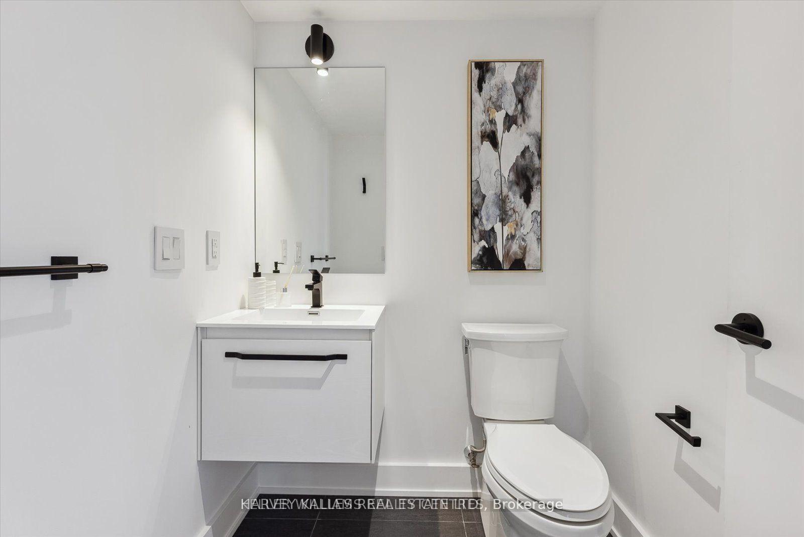 409 Bloor Street W PH03, Toronto Unit: PH03