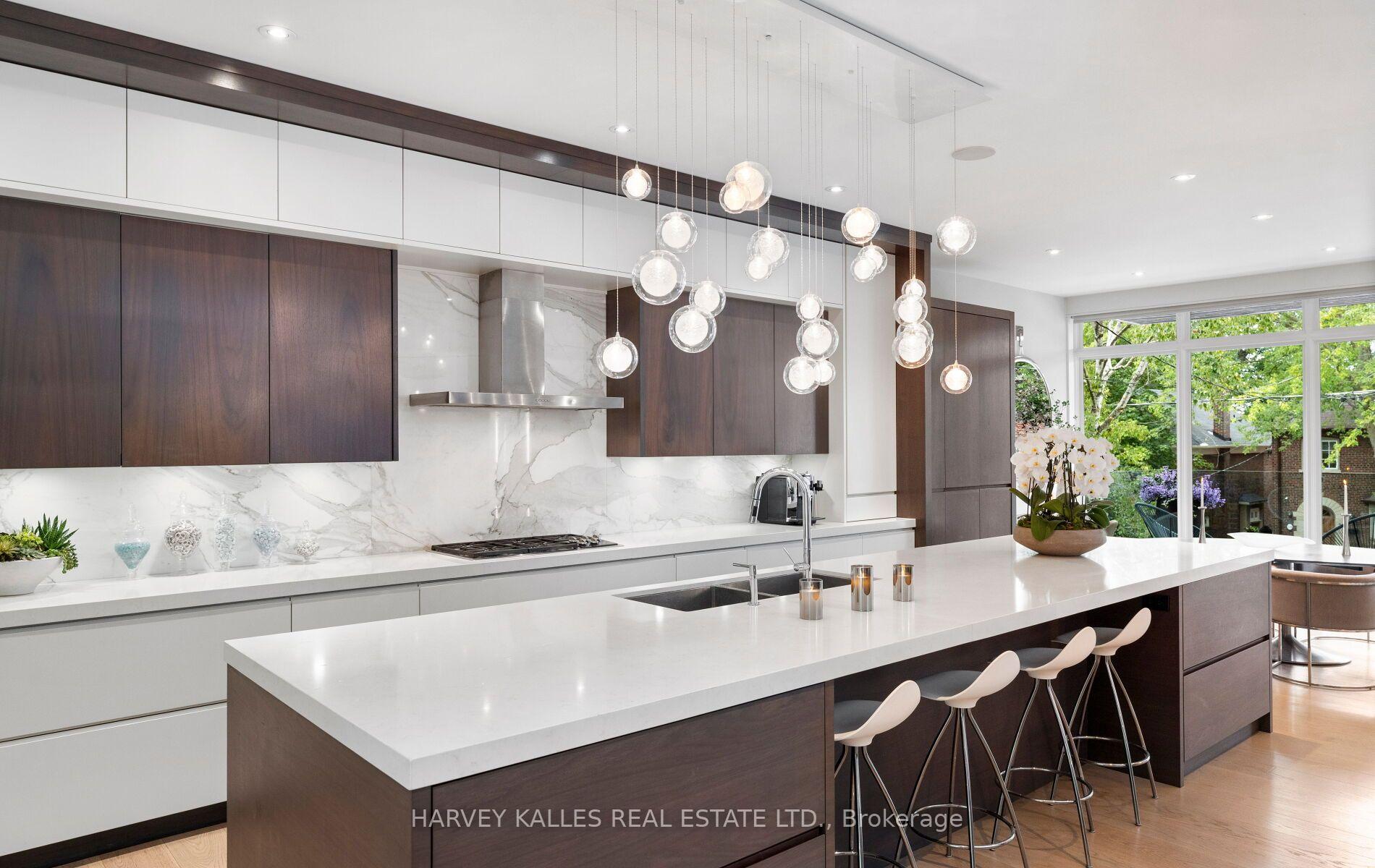 33 Tarlton Road, Toronto