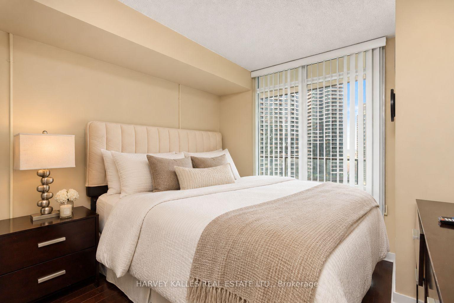 373 Front Street W 2803, Toronto Unit: 2803