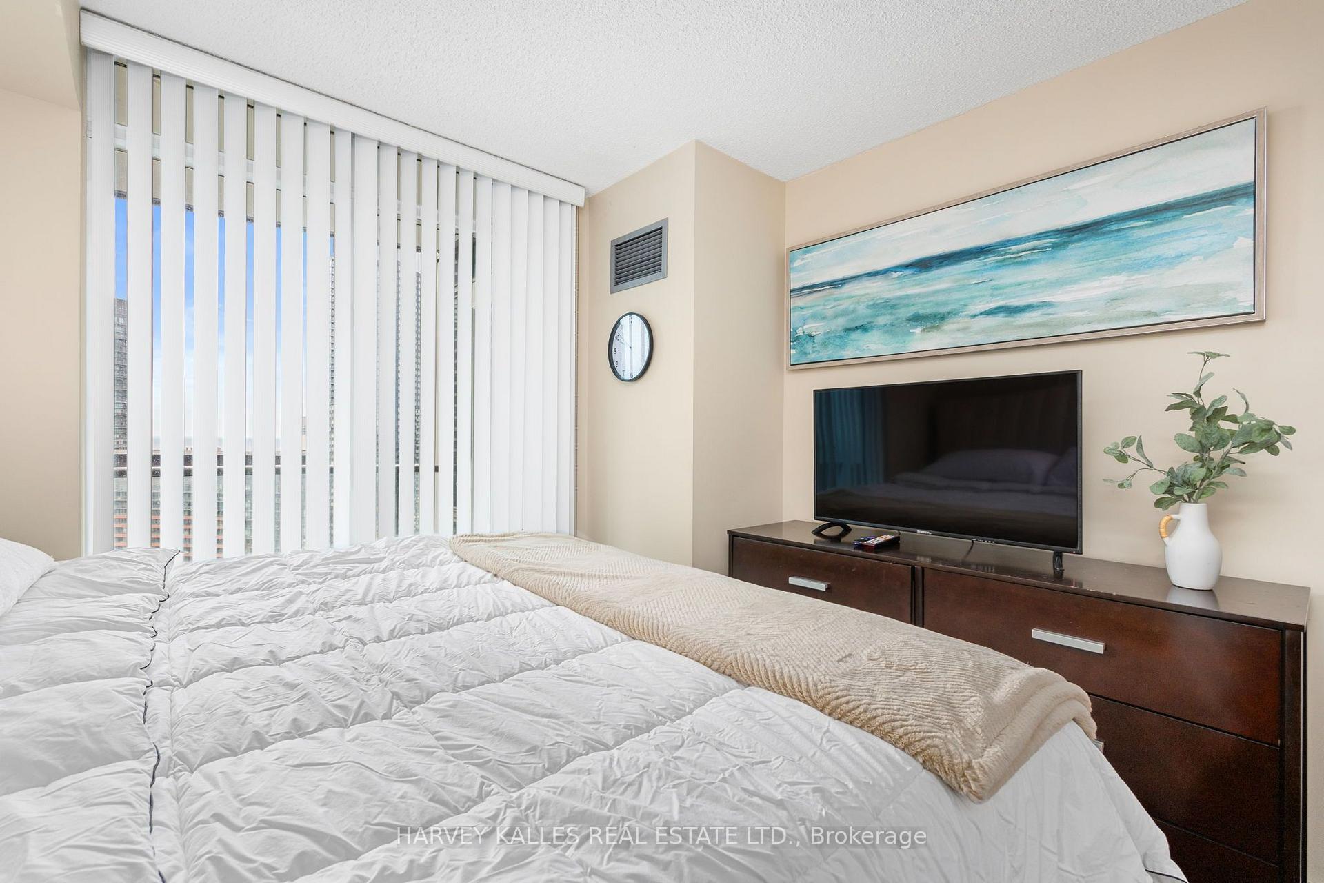 373 Front Street W 2803, Toronto Unit: 2803