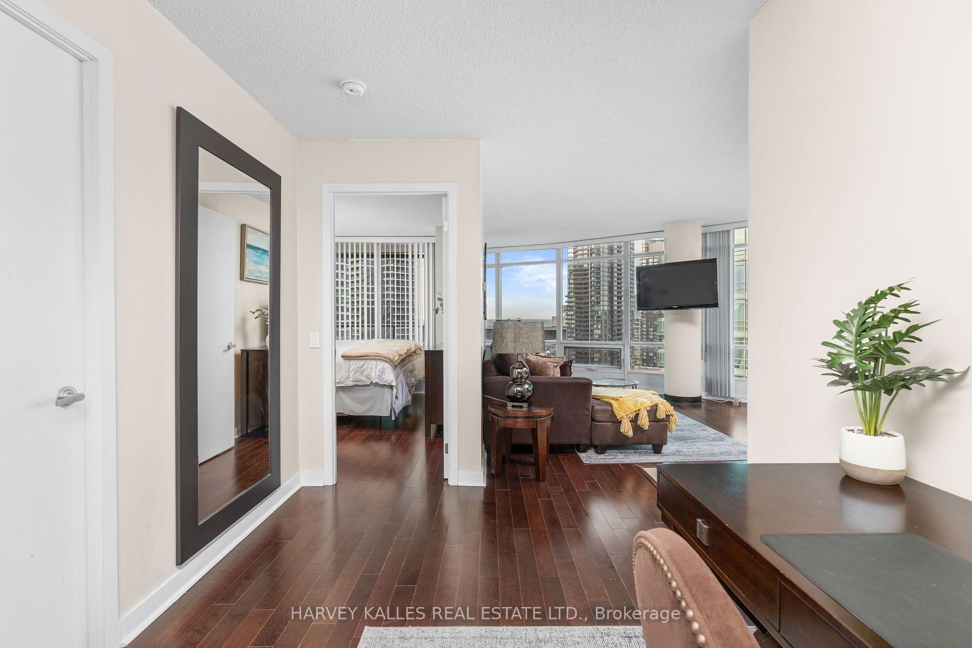 373 Front Street W 2803, Toronto Unit: 2803