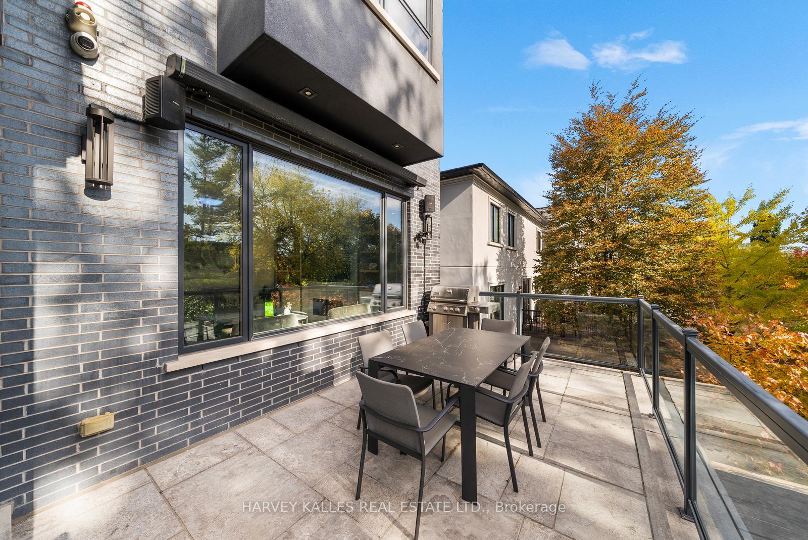 75 Bannockburn Avenue, Toronto