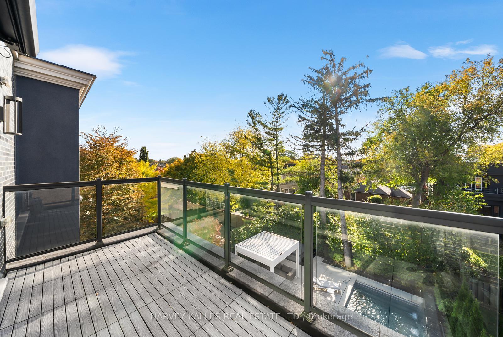 75 Bannockburn Avenue, Toronto