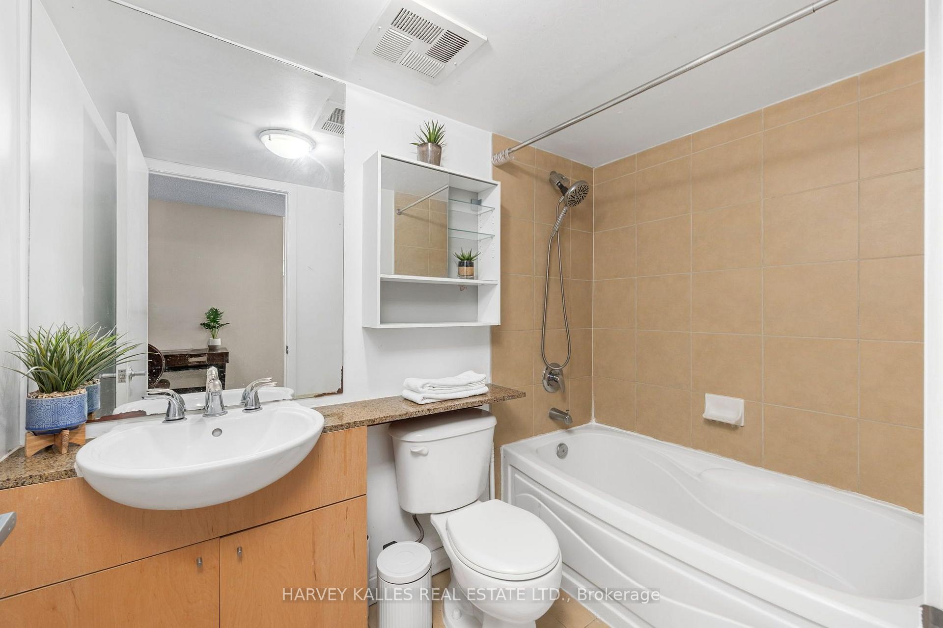 373 Front Street W 2803, Toronto Unit: 2803
