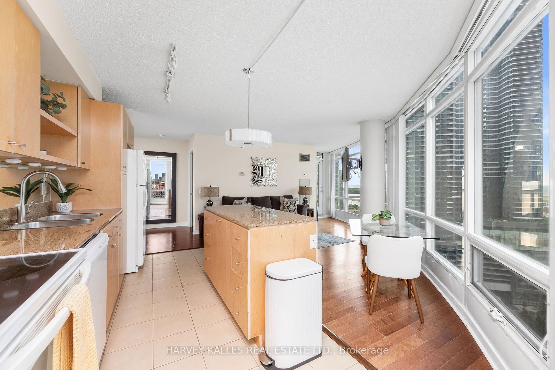 373 Front Street W 2803, Toronto Unit: 2803