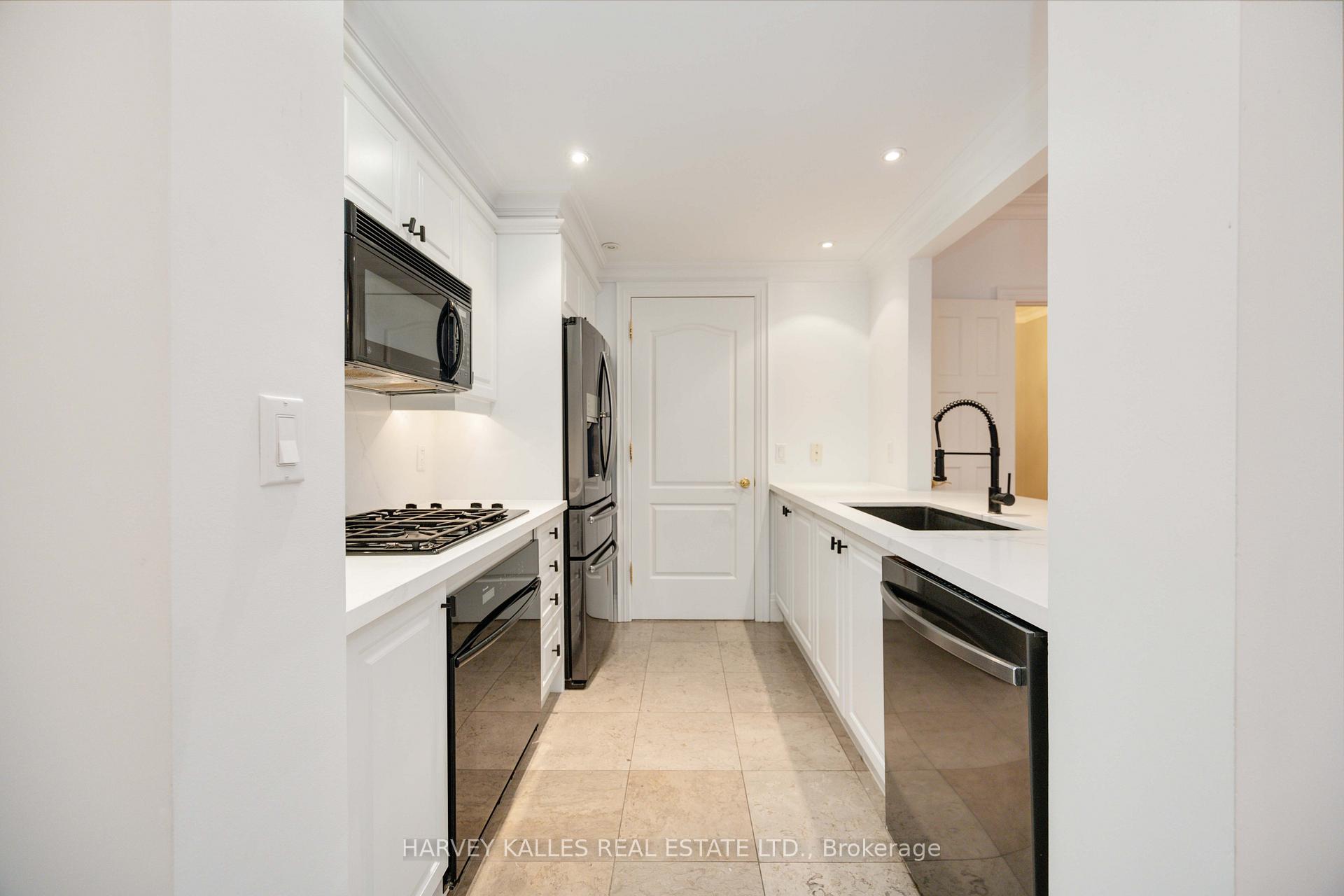 33 Delisle Avenue 201, Toronto Unit: 201