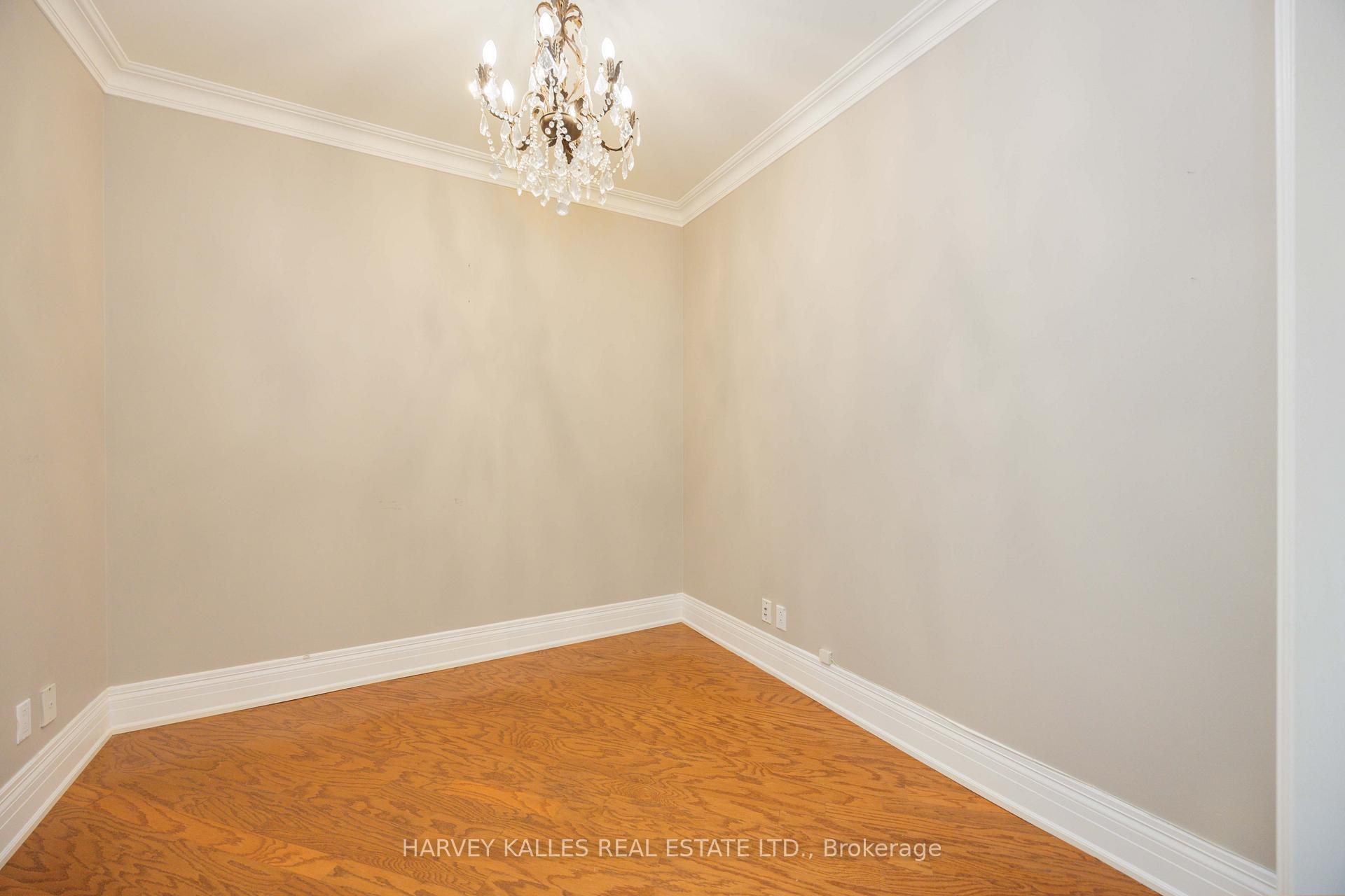 33 Delisle Avenue 201, Toronto Unit: 201