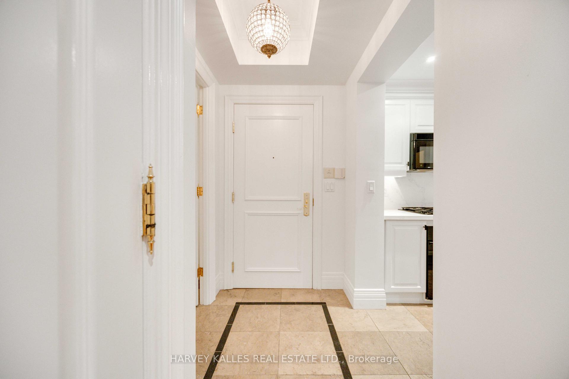 33 Delisle Avenue 201, Toronto Unit: 201