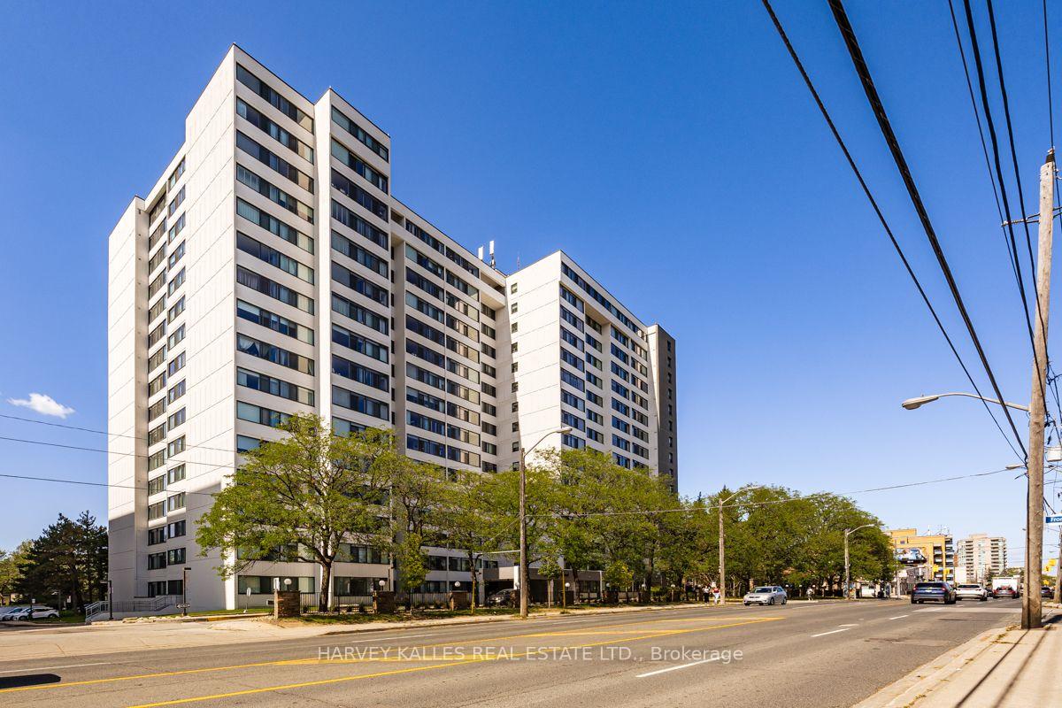 3000 Bathurst Street 110, Toronto Unit: 110