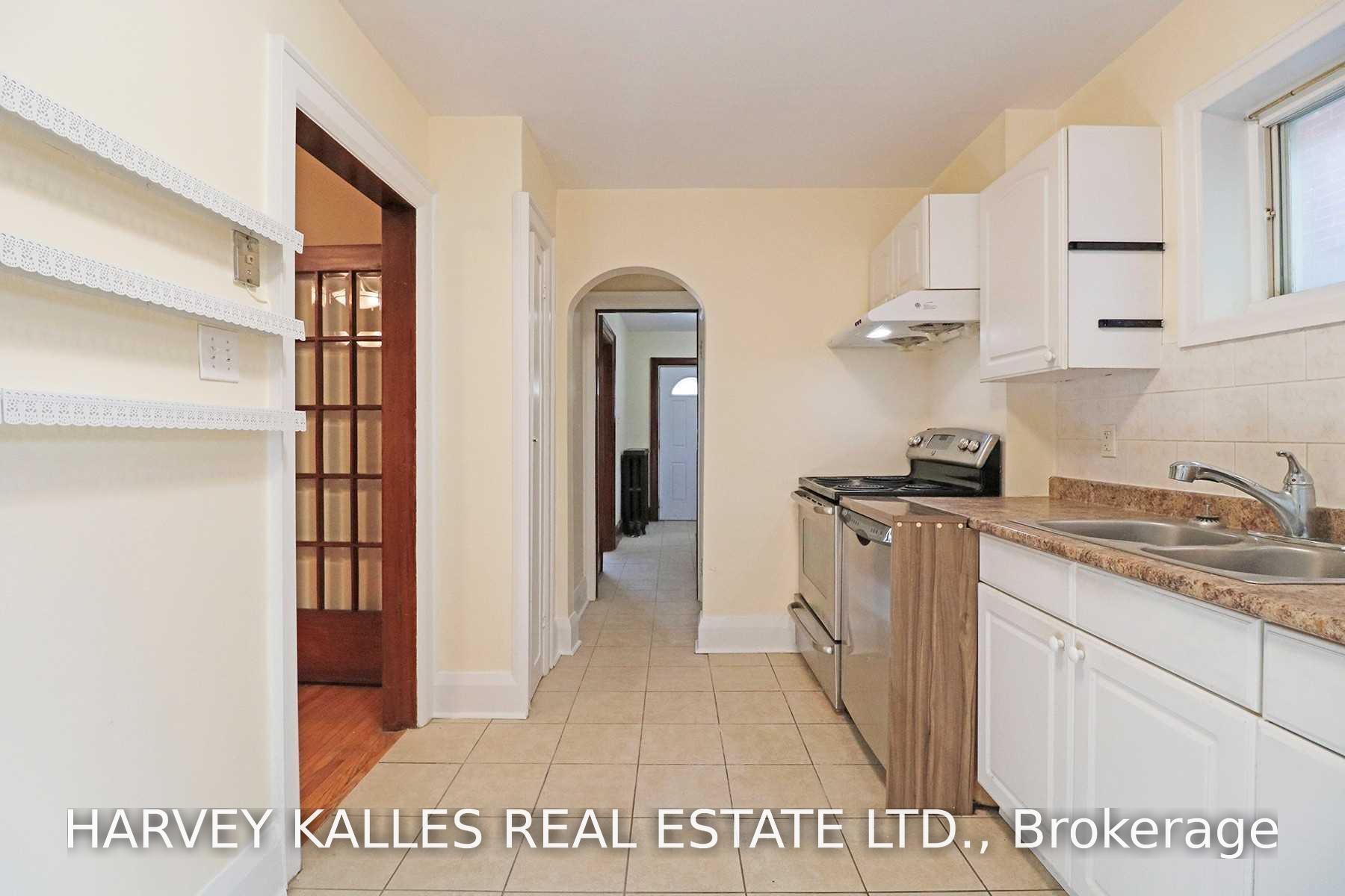 184 Duplex Avenue, Toronto