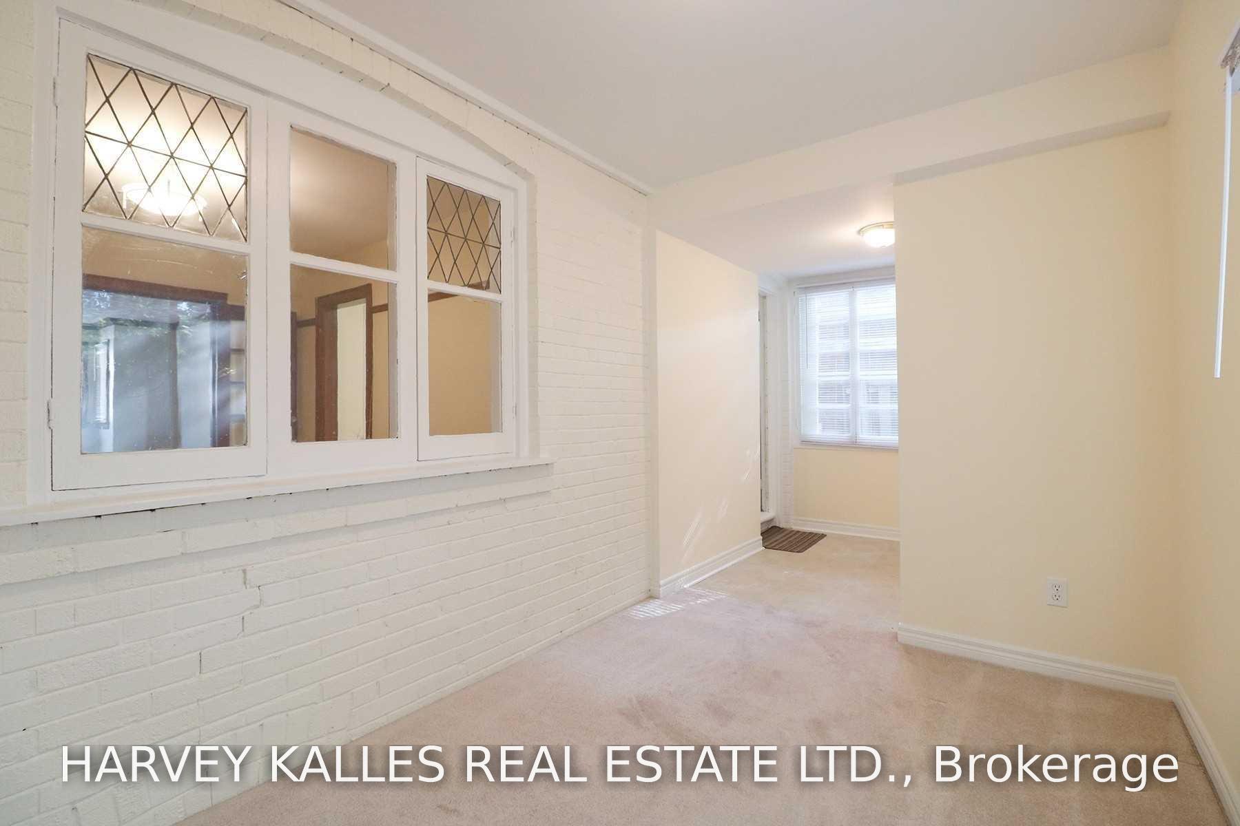 184 Duplex Avenue, Toronto