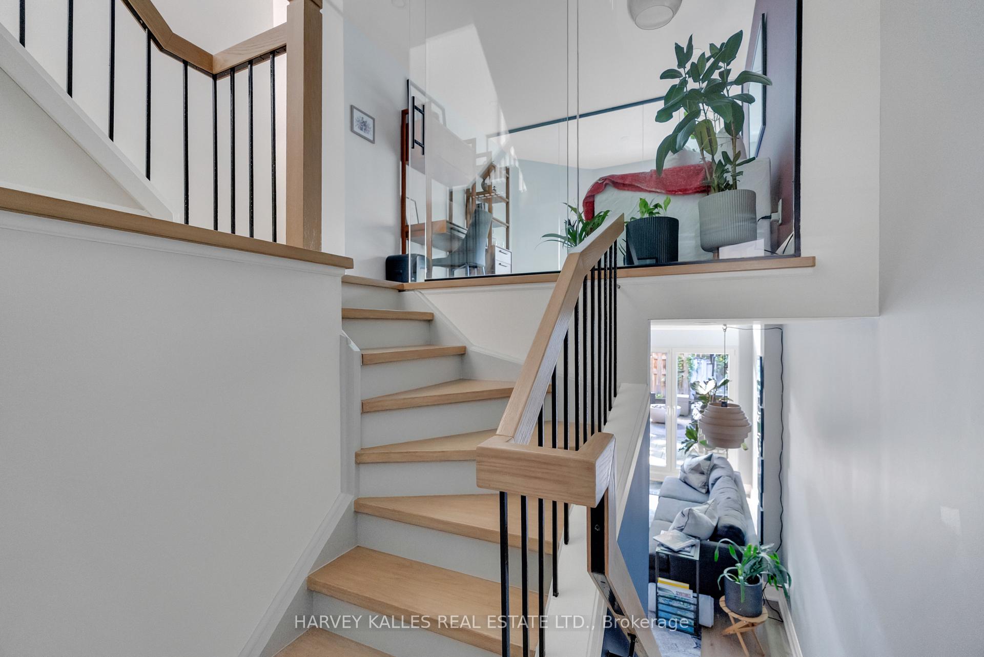49 Granby Street, Toronto
