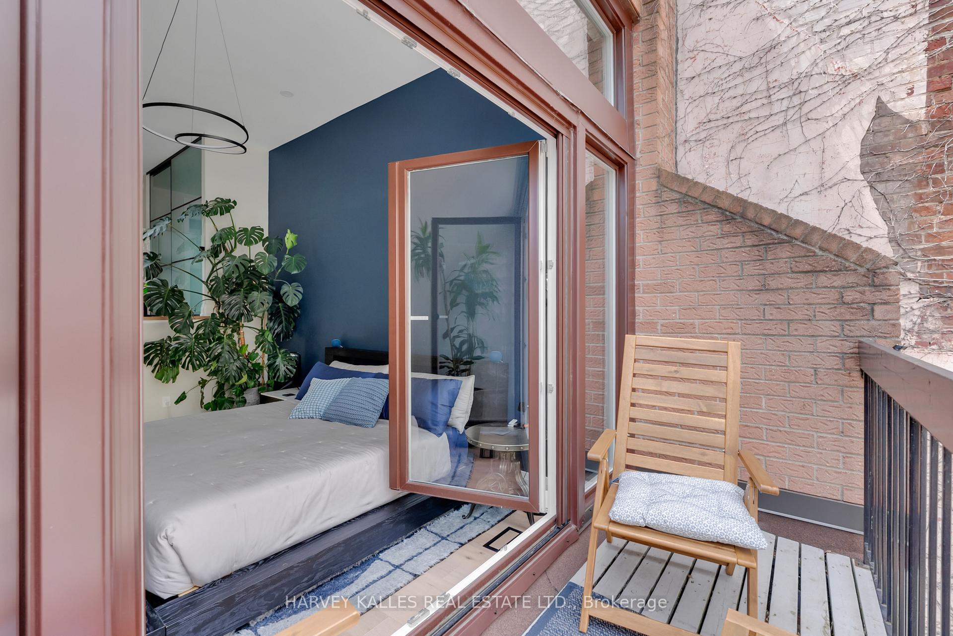 49 Granby Street, Toronto