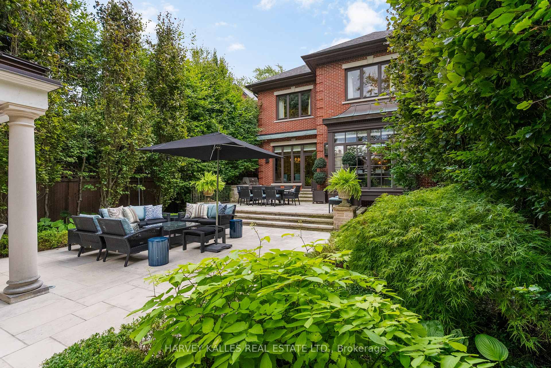 92 South Drive, Toronto