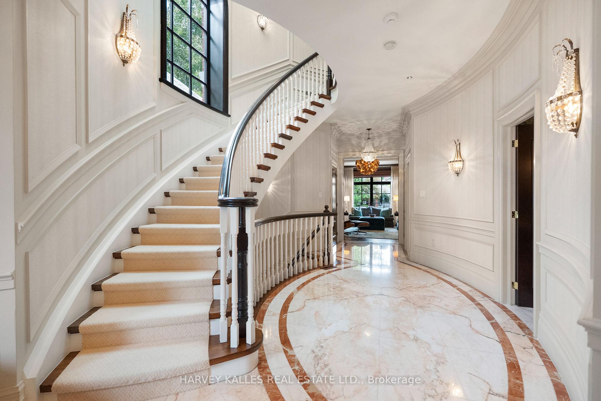 92 South Drive, Toronto