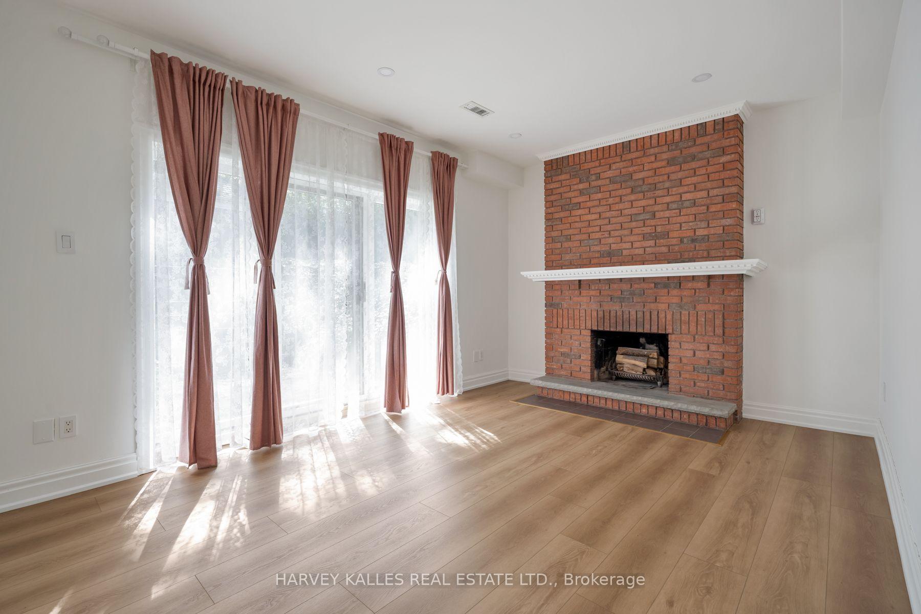 131 Rosewell Avenue, Toronto
