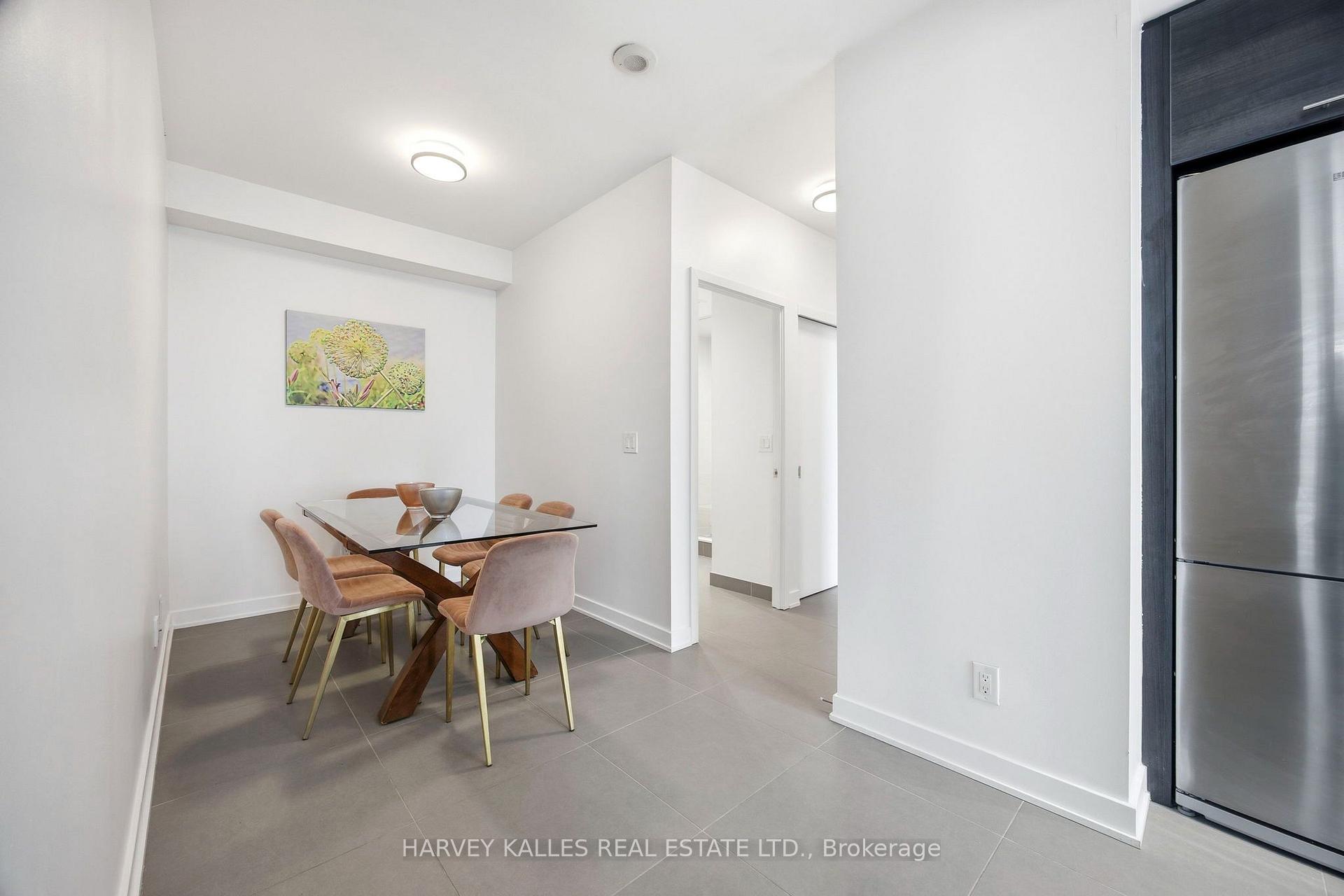 1 Market Street 1612, Toronto Unit: 1612