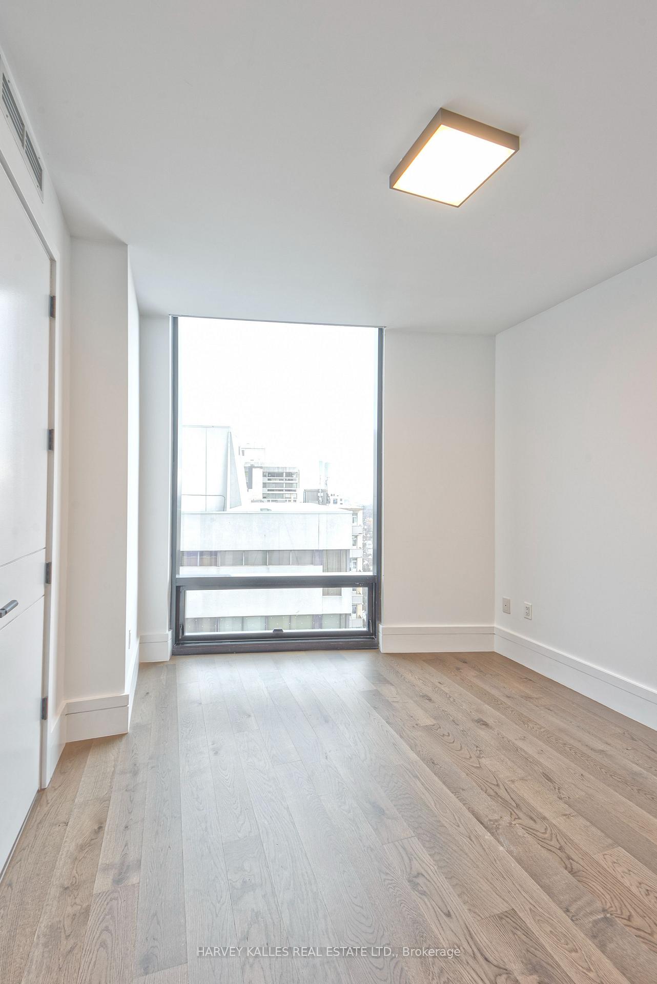 215 Lonsdale Road 1508, Toronto Unit: 1508