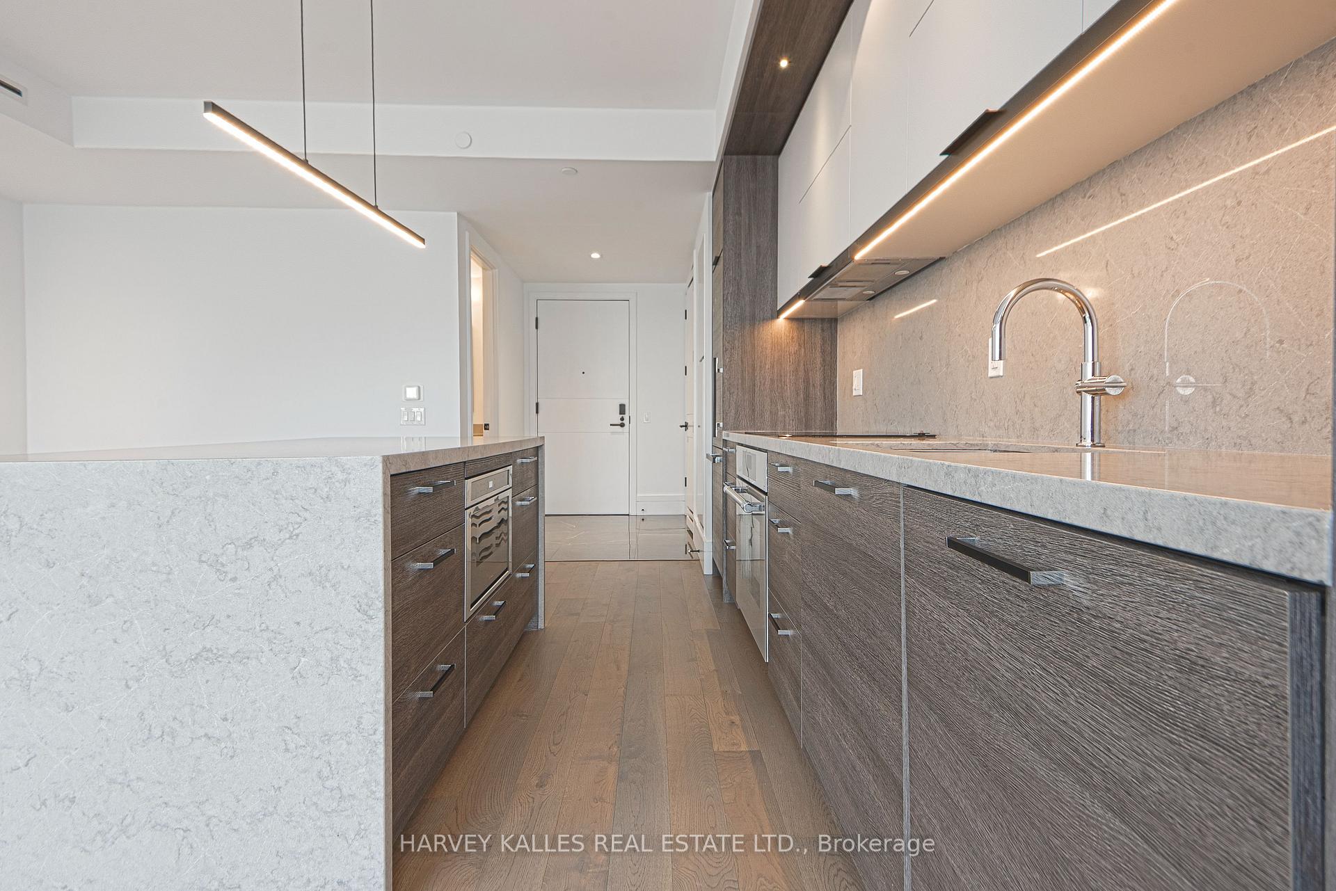 215 Lonsdale Road 1508, Toronto Unit: 1508