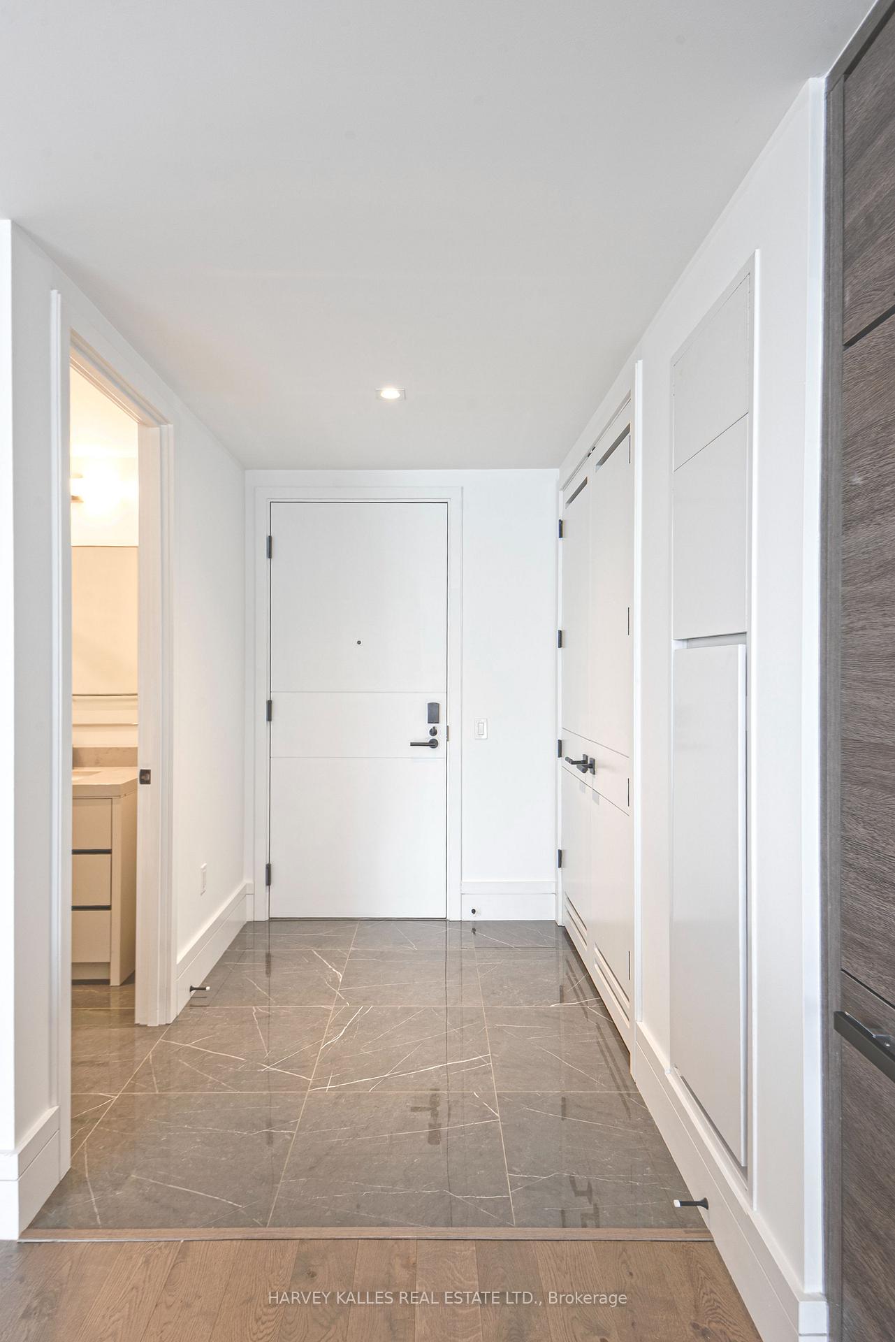 215 Lonsdale Road 1508, Toronto Unit: 1508