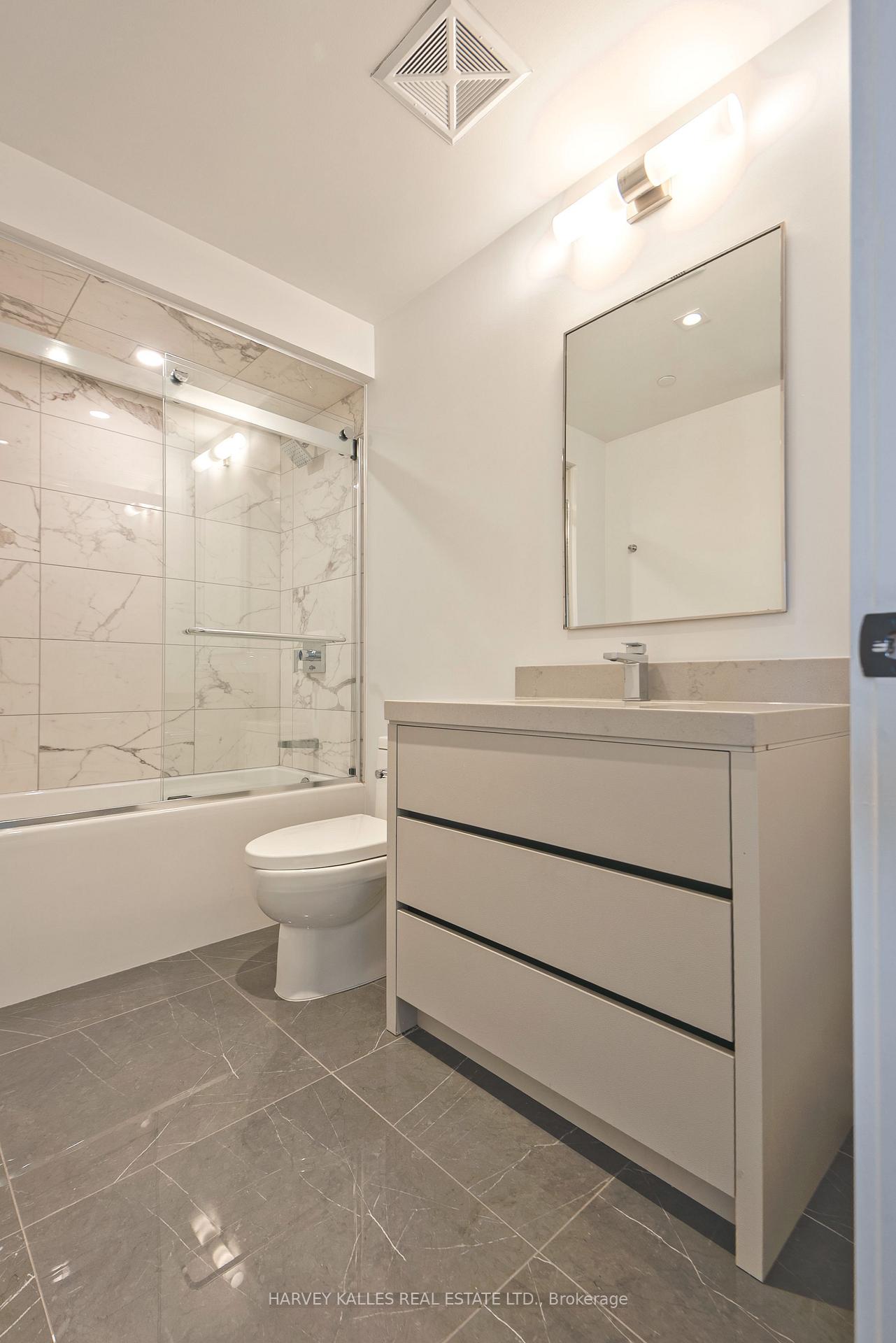 215 Lonsdale Road 1508, Toronto Unit: 1508