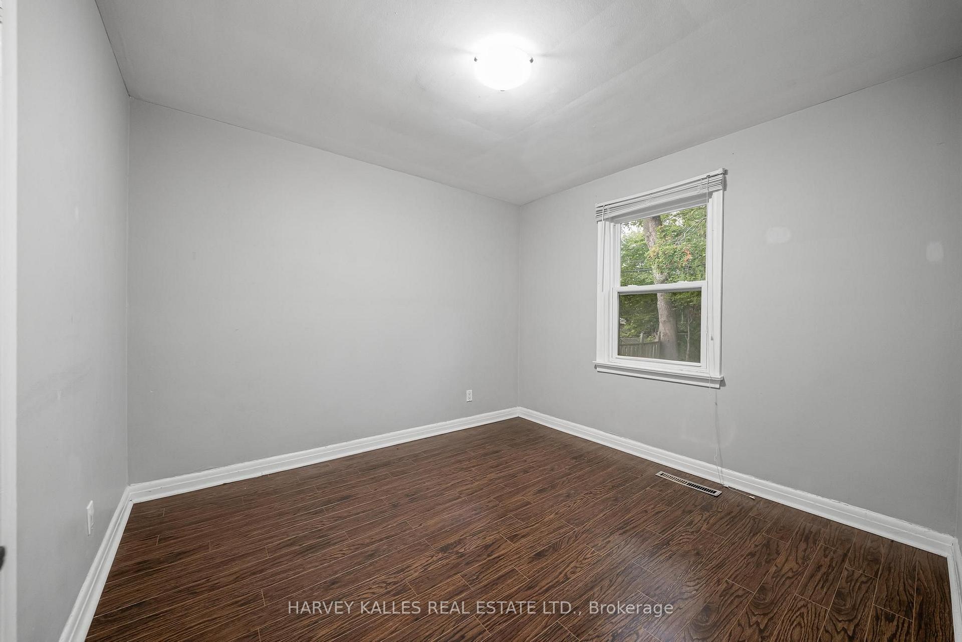128 Bogert Avenue Main, Toronto Unit: Main