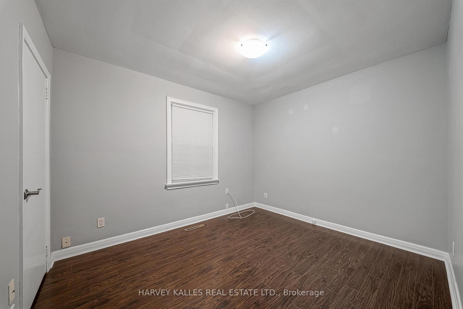128 Bogert Avenue Main, Toronto Unit: Main