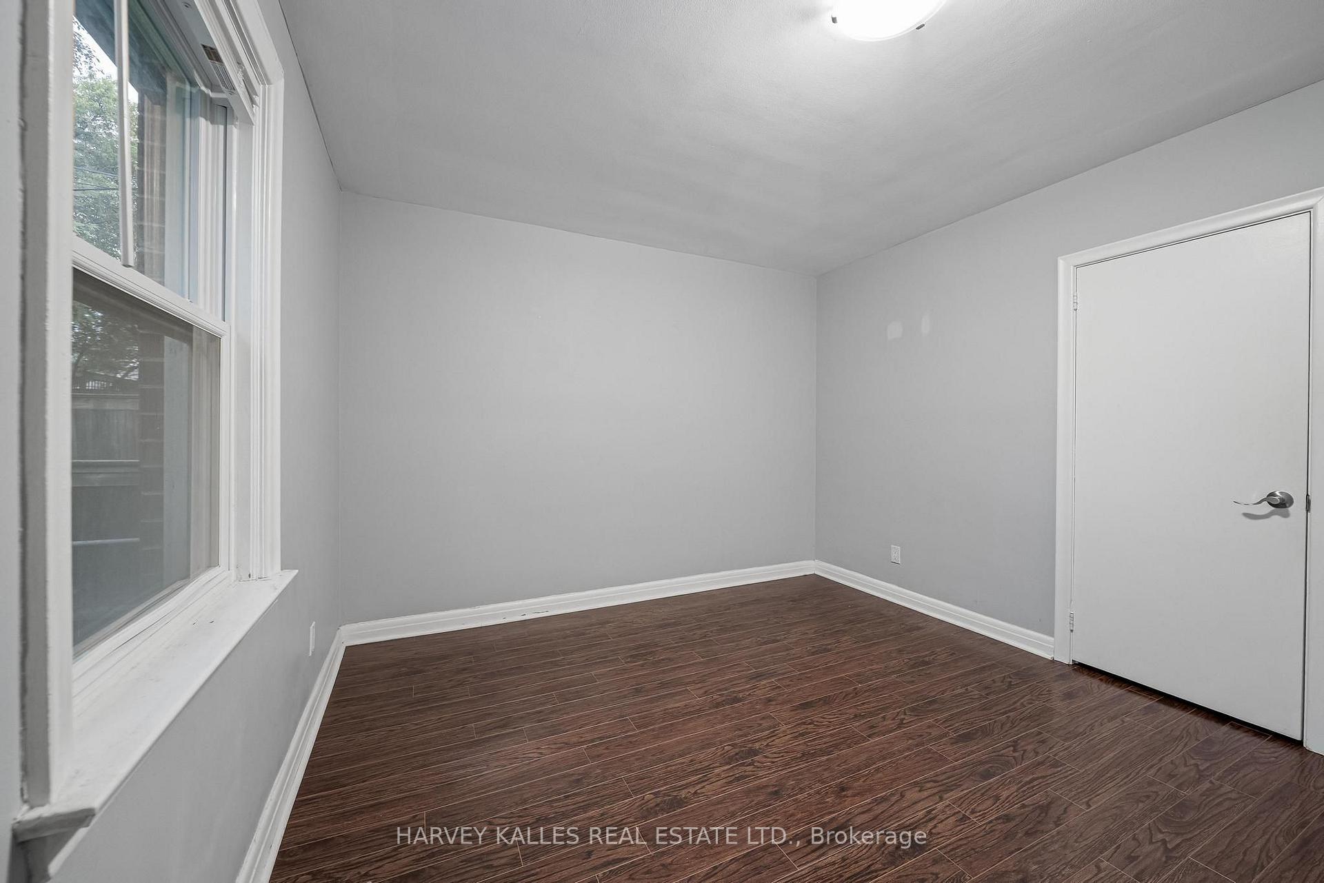 128 Bogert Avenue Main, Toronto Unit: Main