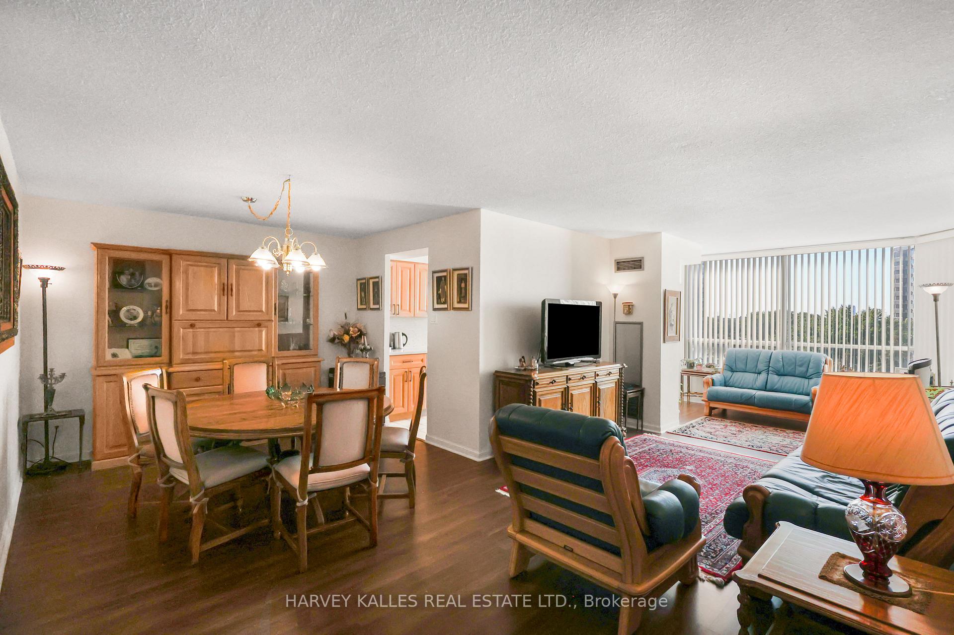 1121 Steeles Avenue W 605, Toronto Unit: 605