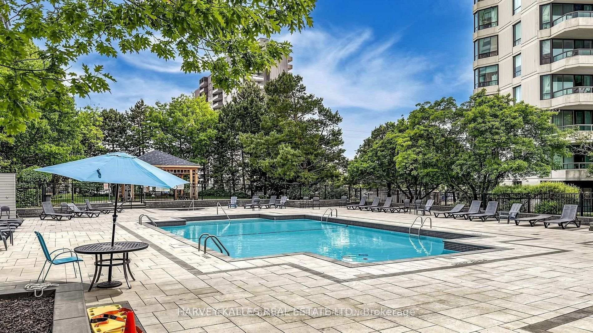 1121 Steeles Avenue W 605, Toronto Unit: 605