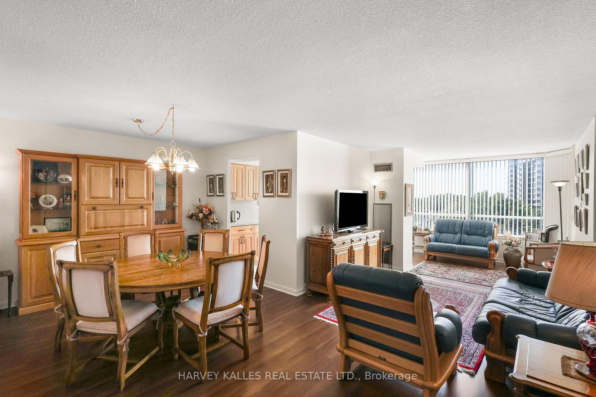 1121 Steeles Avenue W 605, Toronto Unit: 605