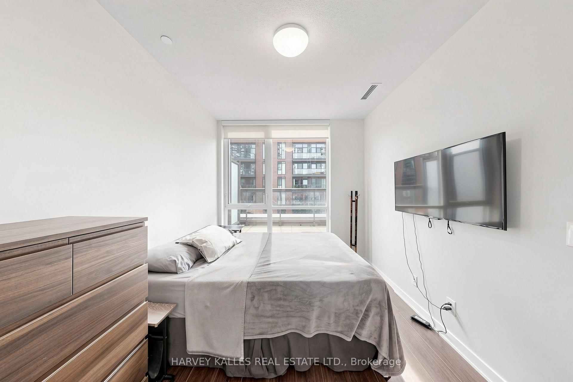 55 Regent Park Boulevard 419, Toronto Unit: 419