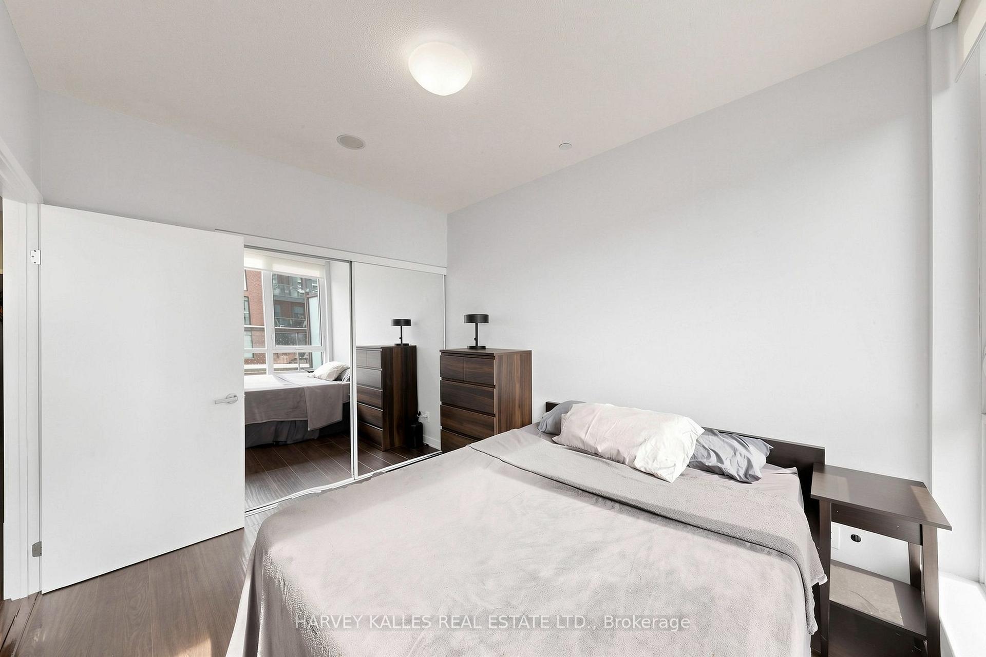 55 Regent Park Boulevard 419, Toronto Unit: 419