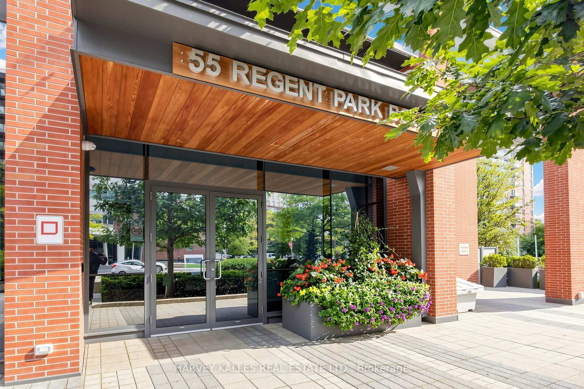 55 Regent Park Boulevard 419, Toronto Unit: 419