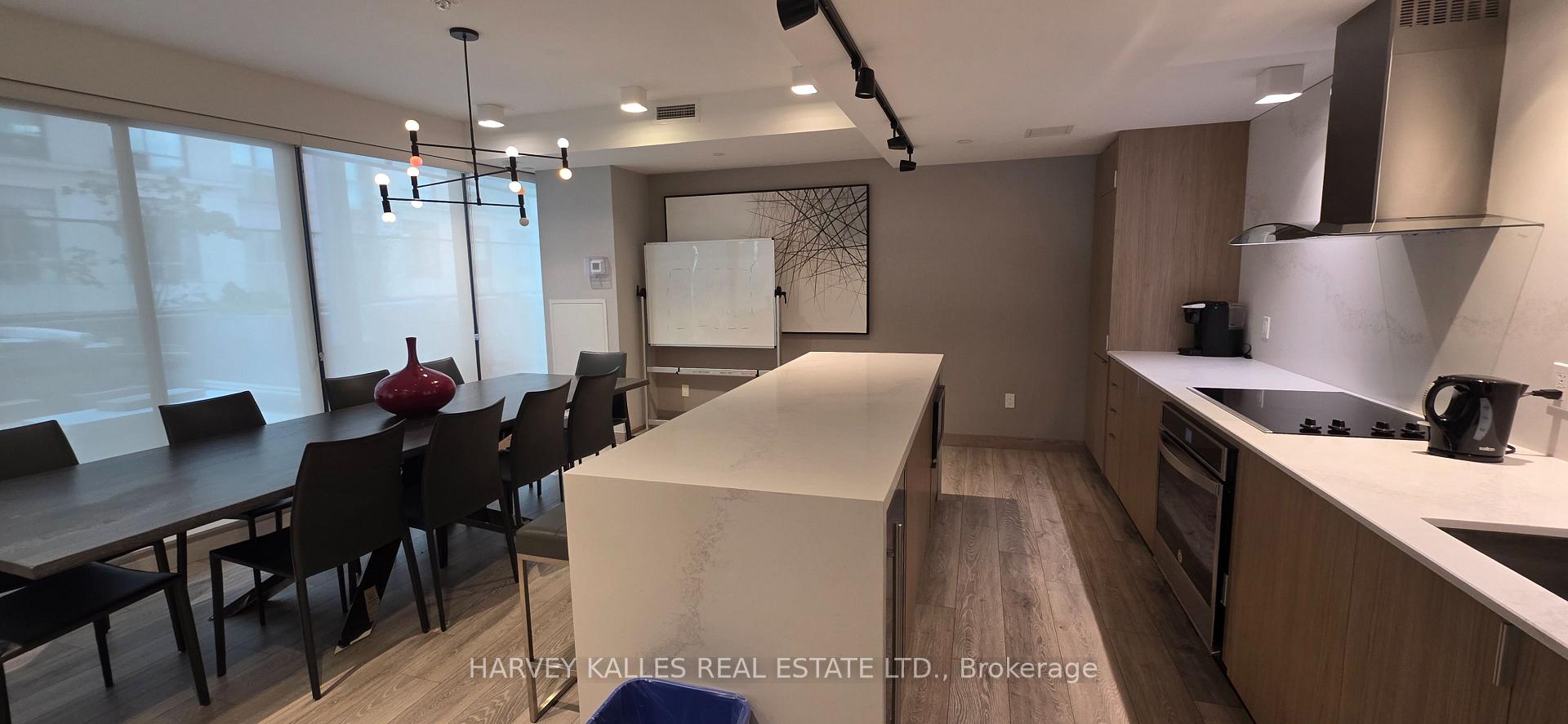 215 Queen Street W 1103, Toronto Unit: 1103