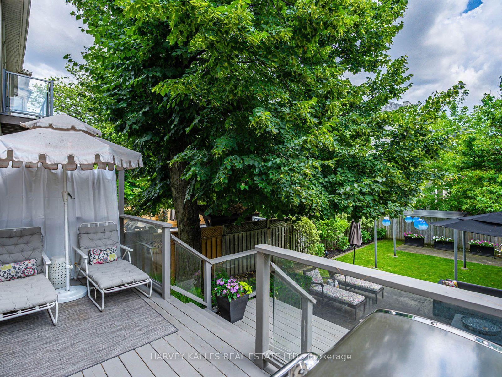397 Brooke Avenue, Toronto