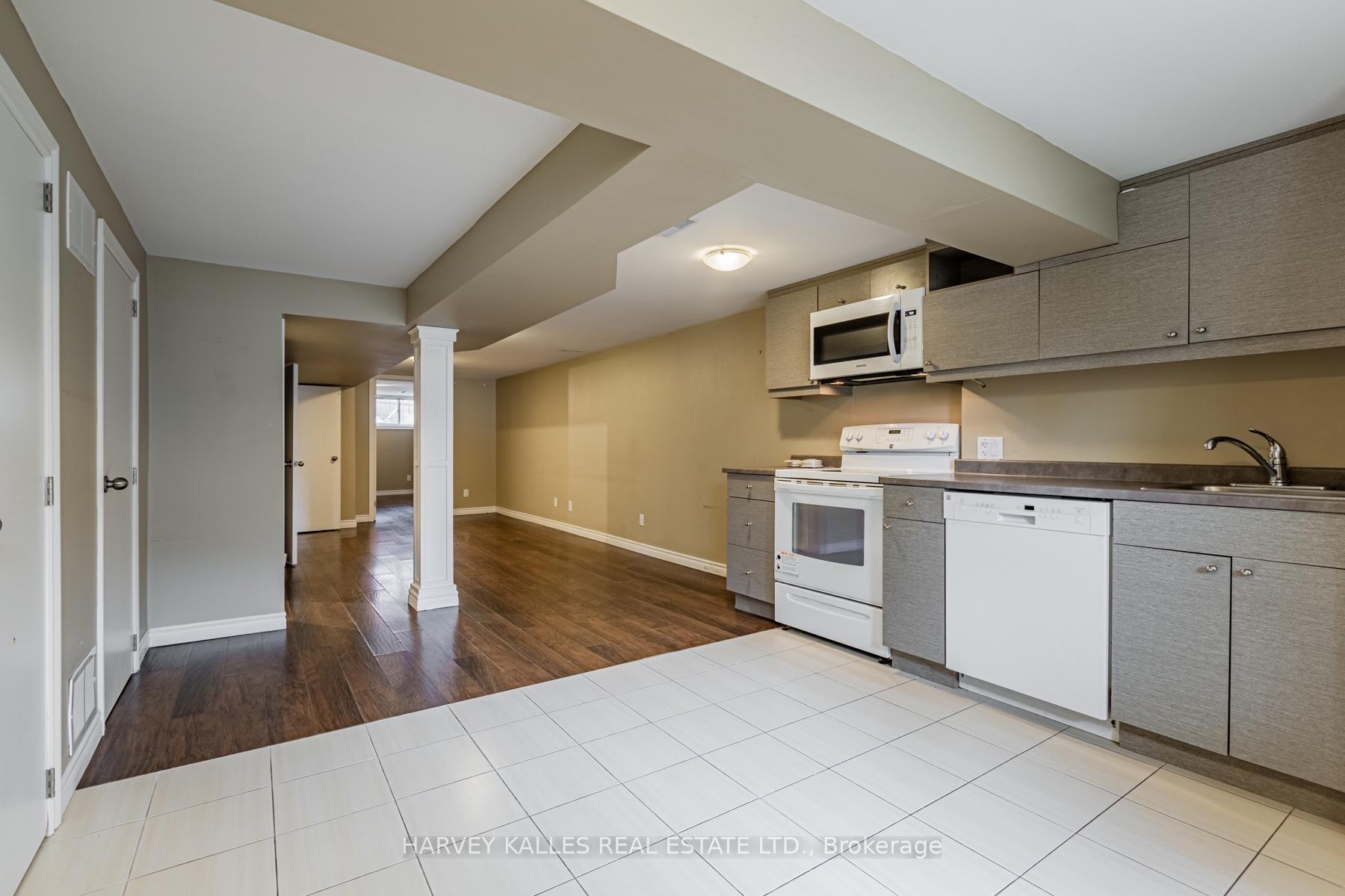 313 Glenholme Avenue, Toronto