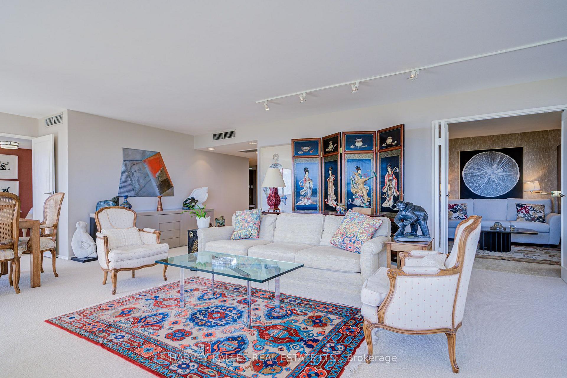 63 St. Clair Avenue W 1605, Toronto Unit: 1605