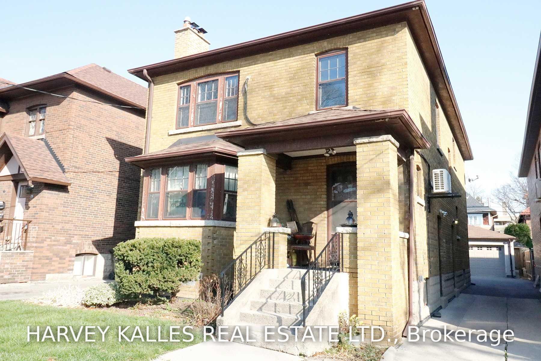 21 Braemar Avenue Lower, Toronto Unit: Lower