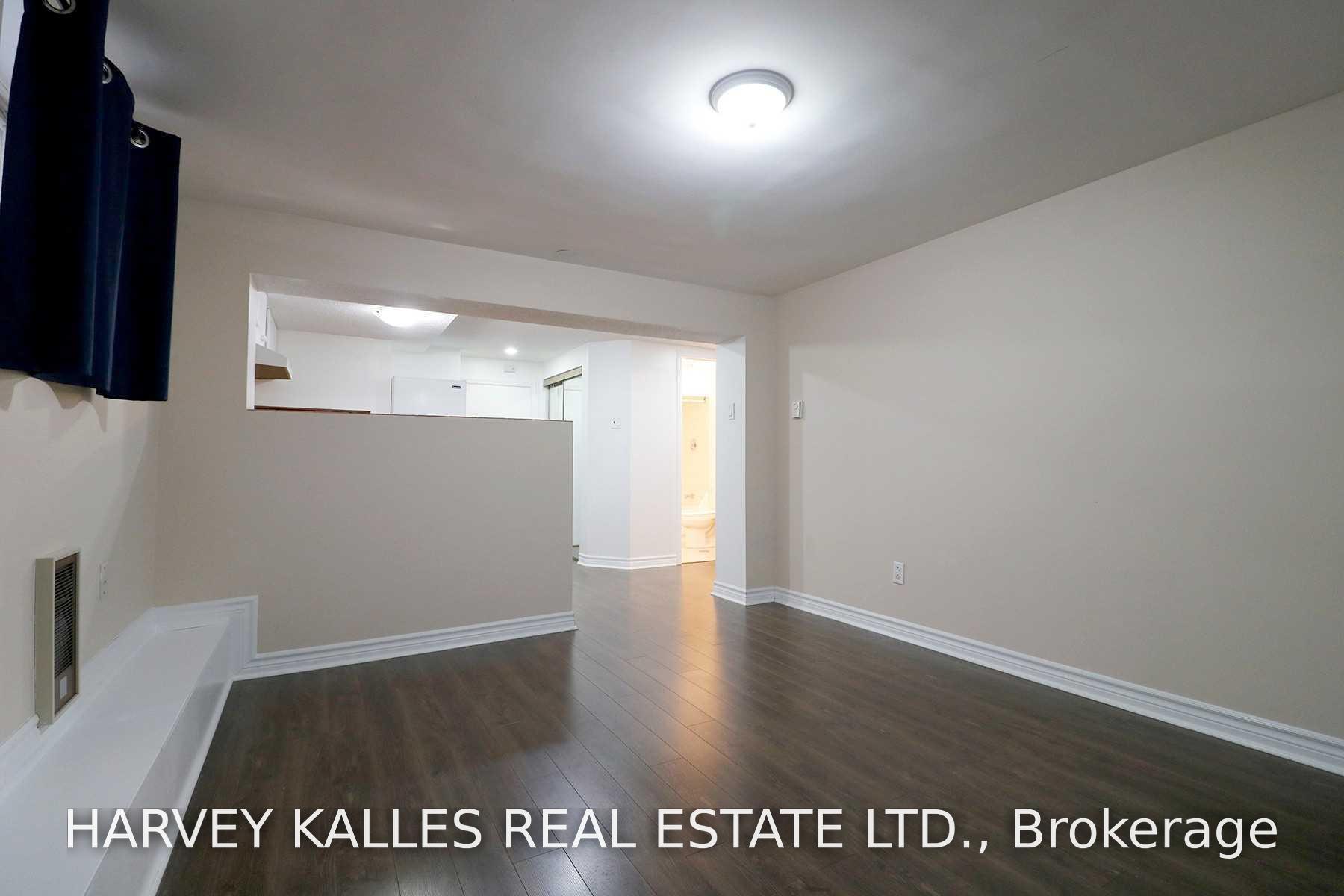 21 Braemar Avenue Lower, Toronto Unit: Lower