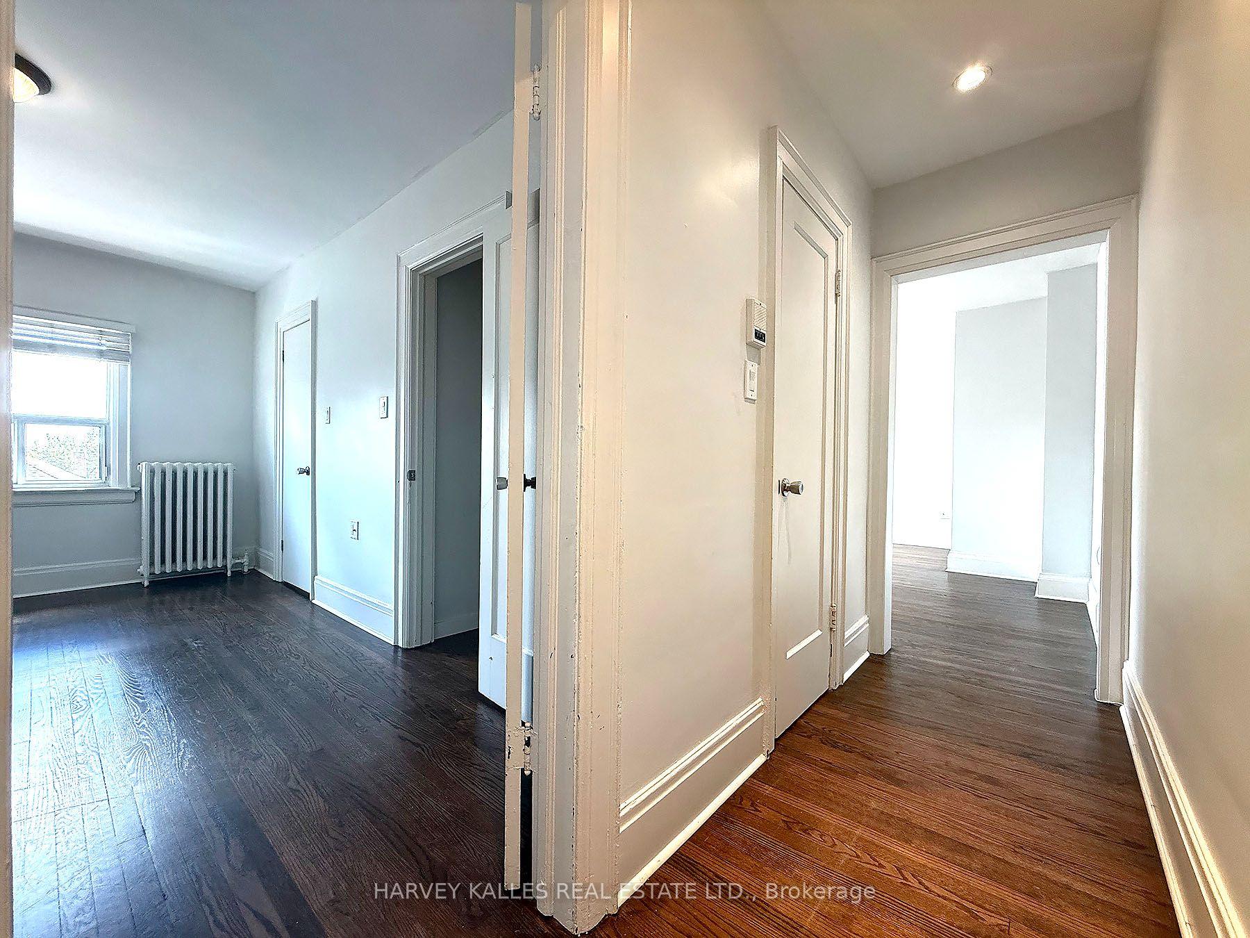 858 Davenport Road 301, Toronto Unit: 301