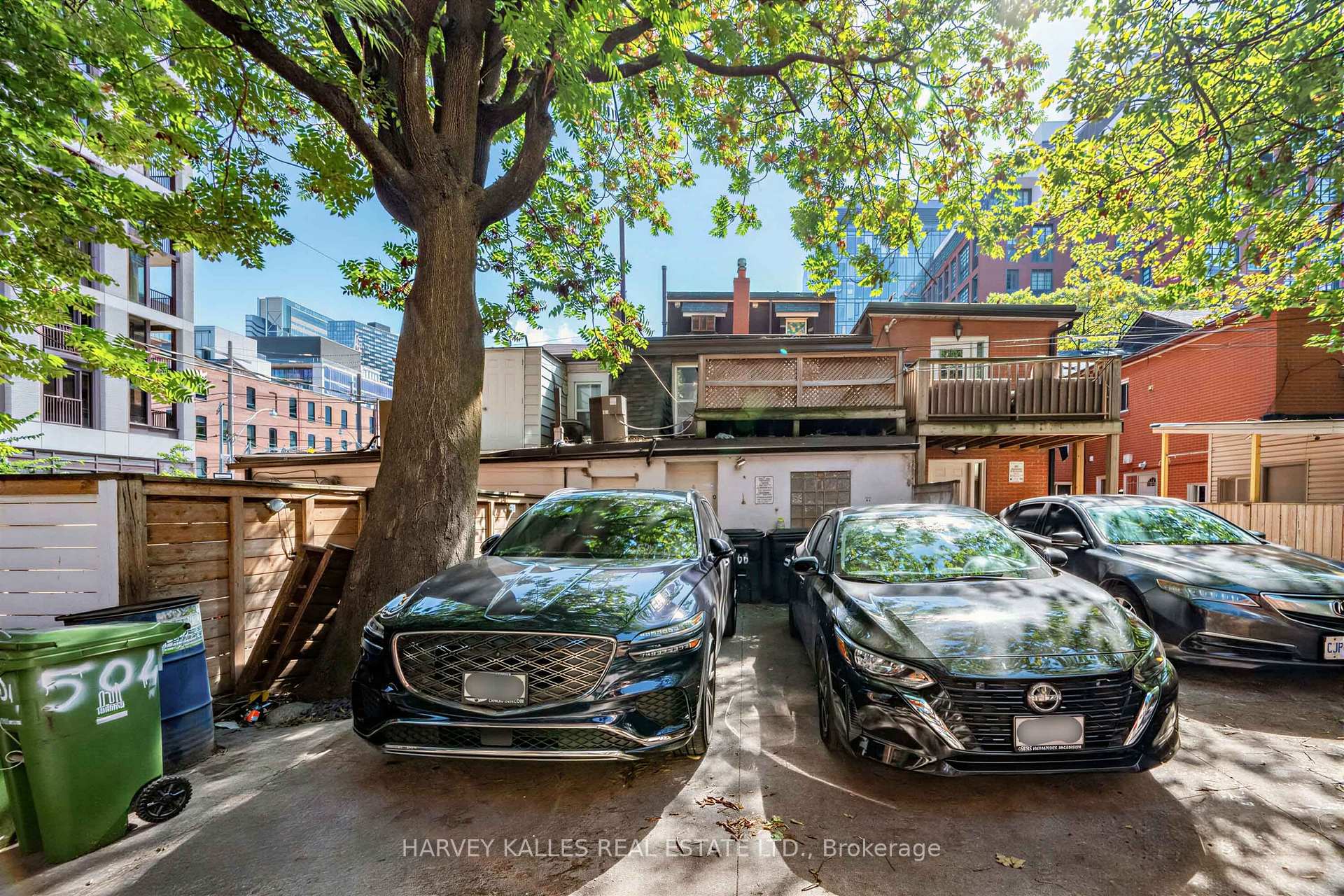 506 Adelaide Street W, Toronto