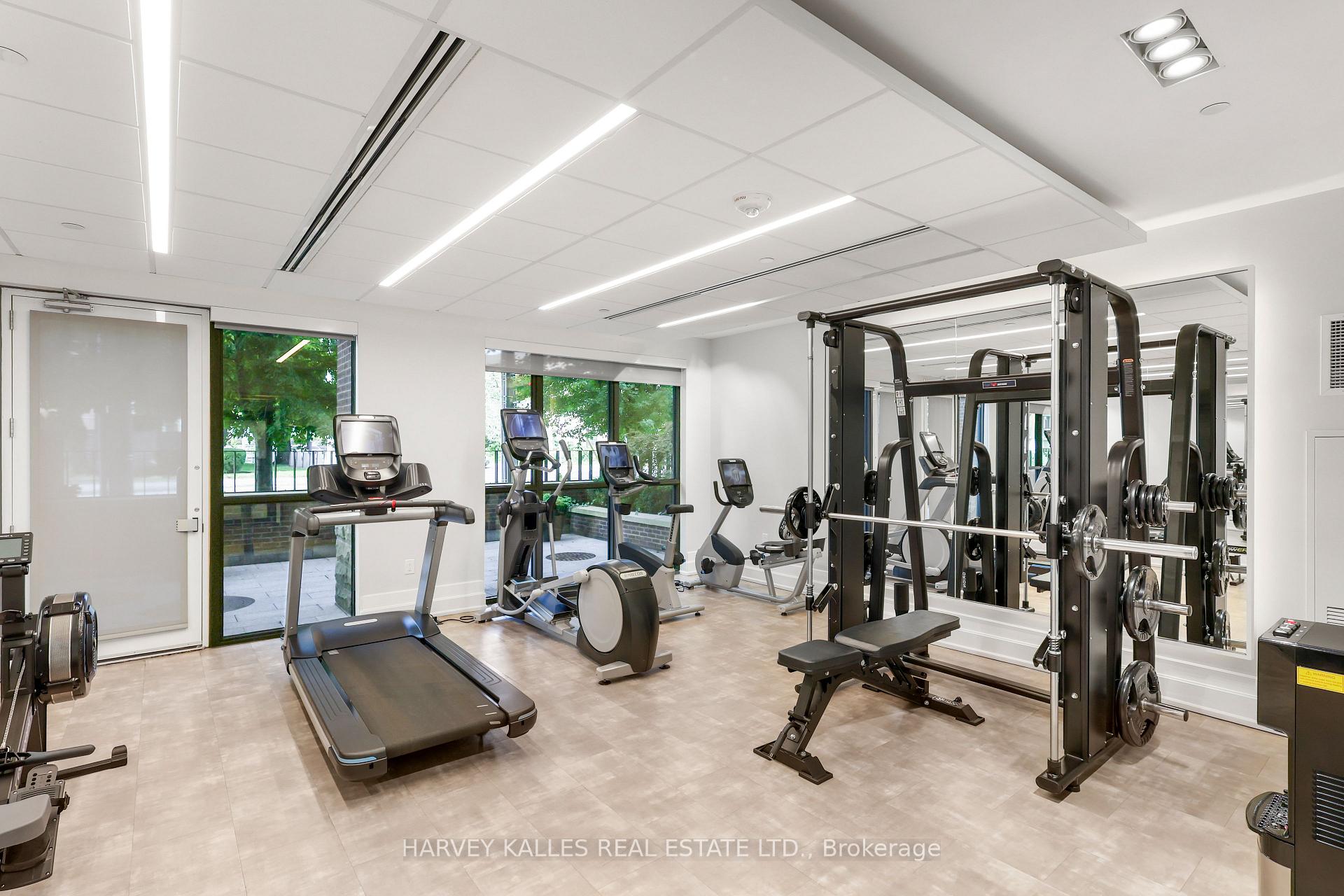 3 Southvale Drive 401, Toronto Unit: 401