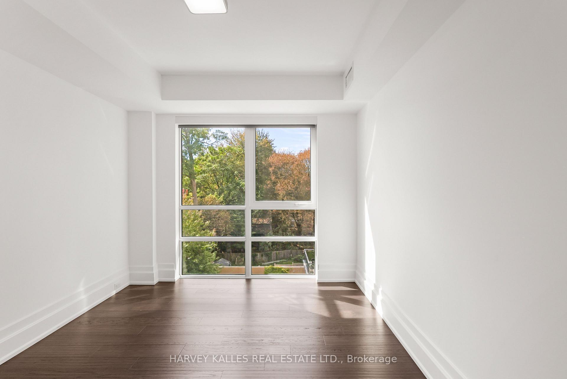 3 Southvale Drive 401, Toronto Unit: 401