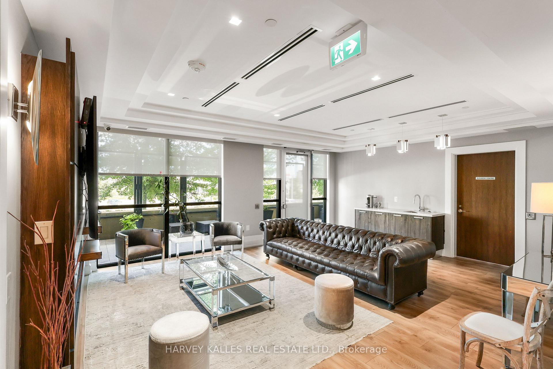 3 Southvale Drive 401, Toronto Unit: 401