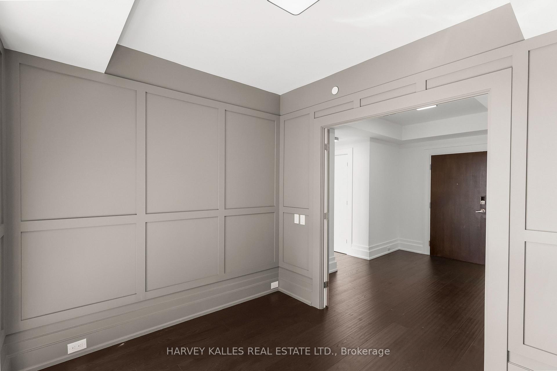 3 Southvale Drive 401, Toronto Unit: 401