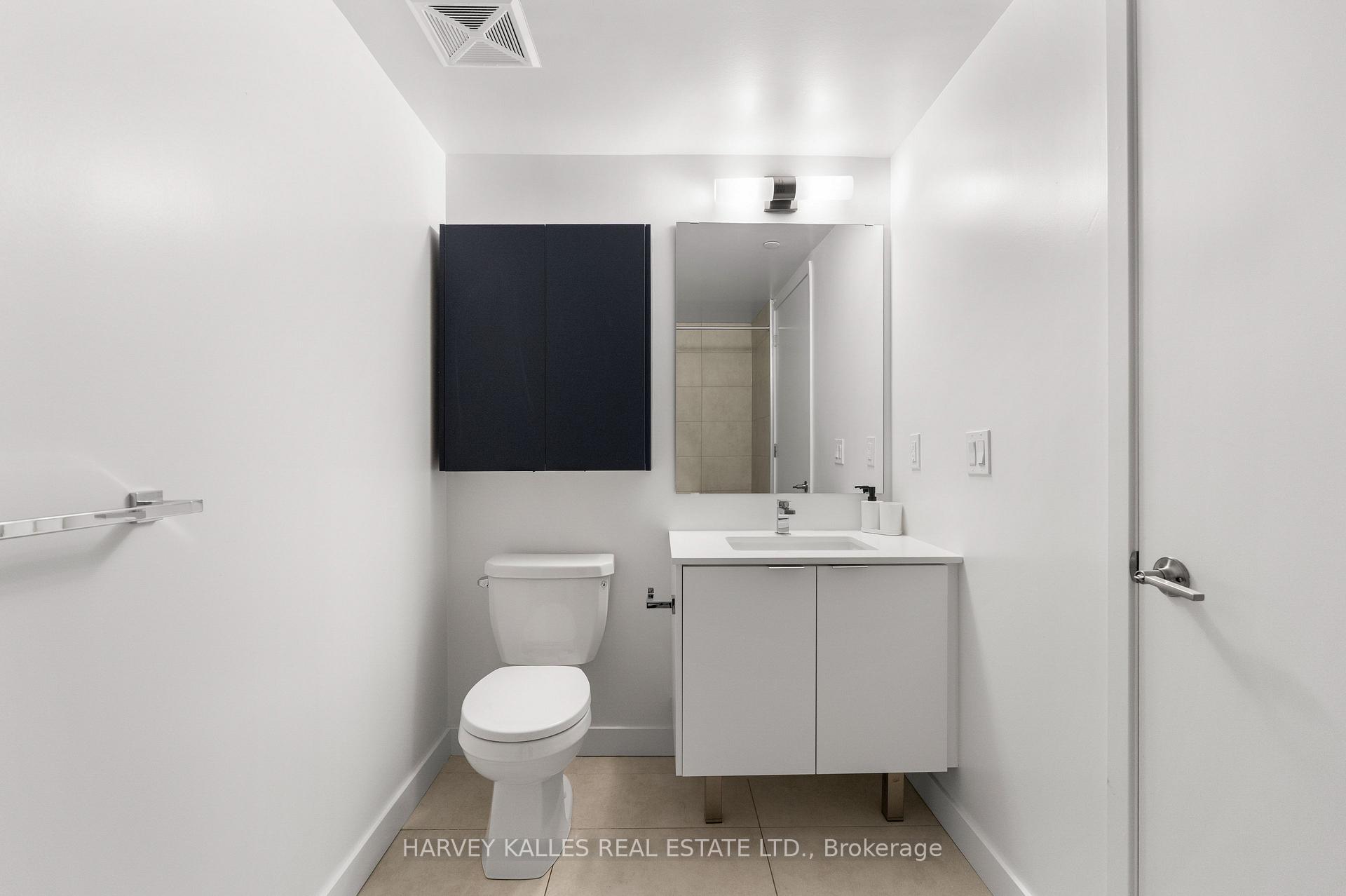 8 Tippett Road 1105, Toronto Unit: 1105