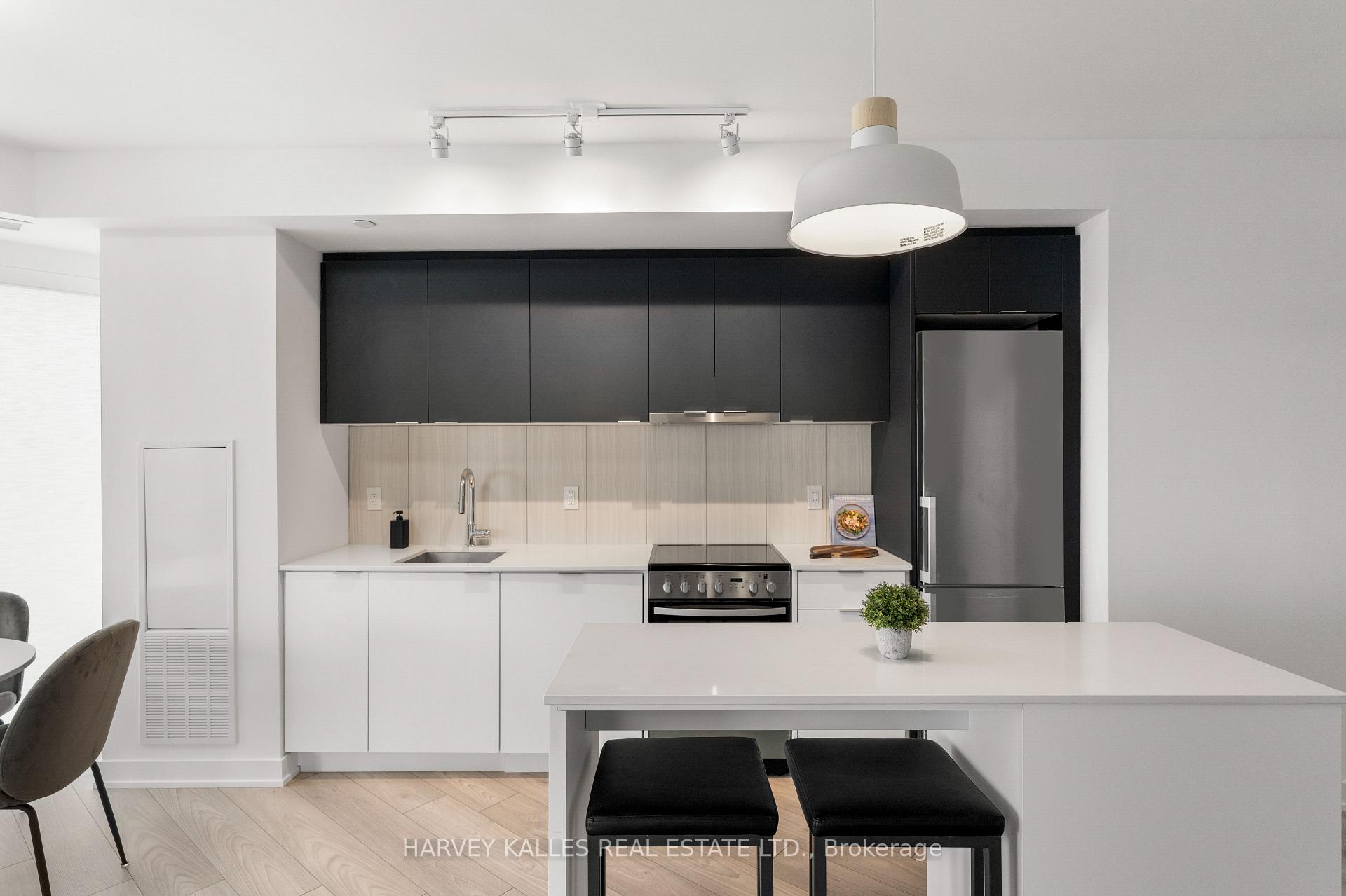 8 Tippett Road 1105, Toronto Unit: 1105