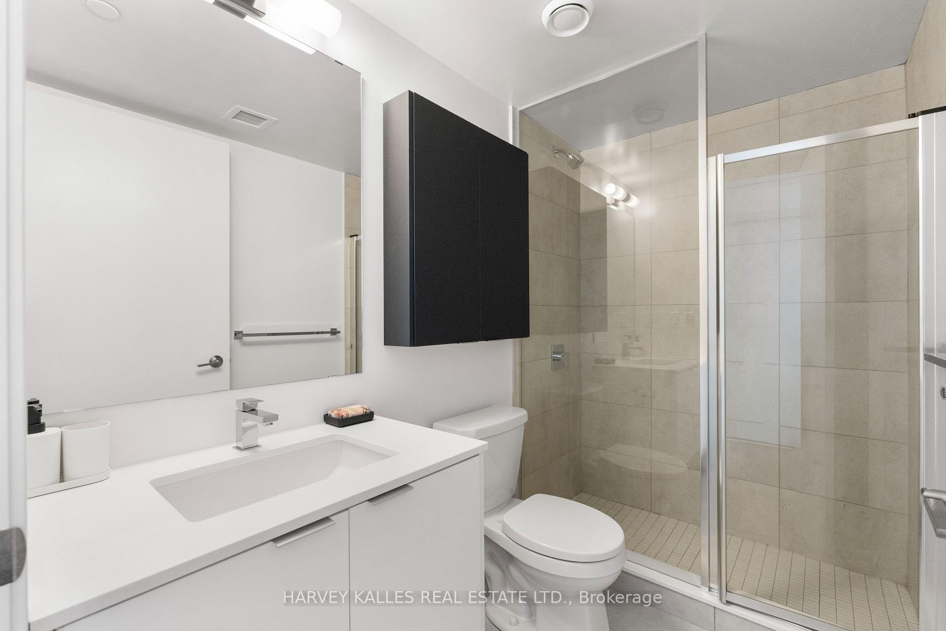 8 Tippett Road 1105, Toronto Unit: 1105